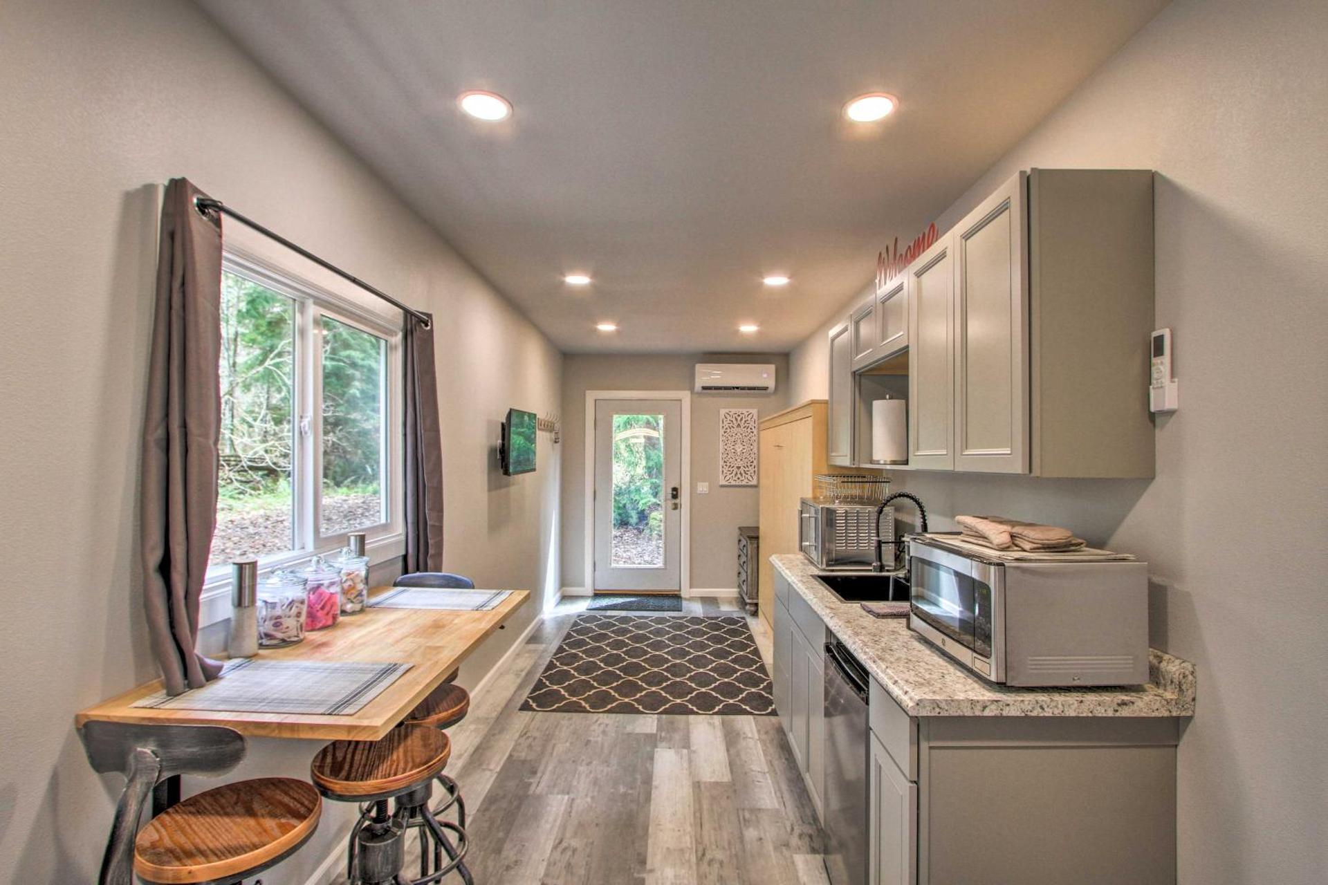 Steps to Foothills Trail Unique Carbonado Studio