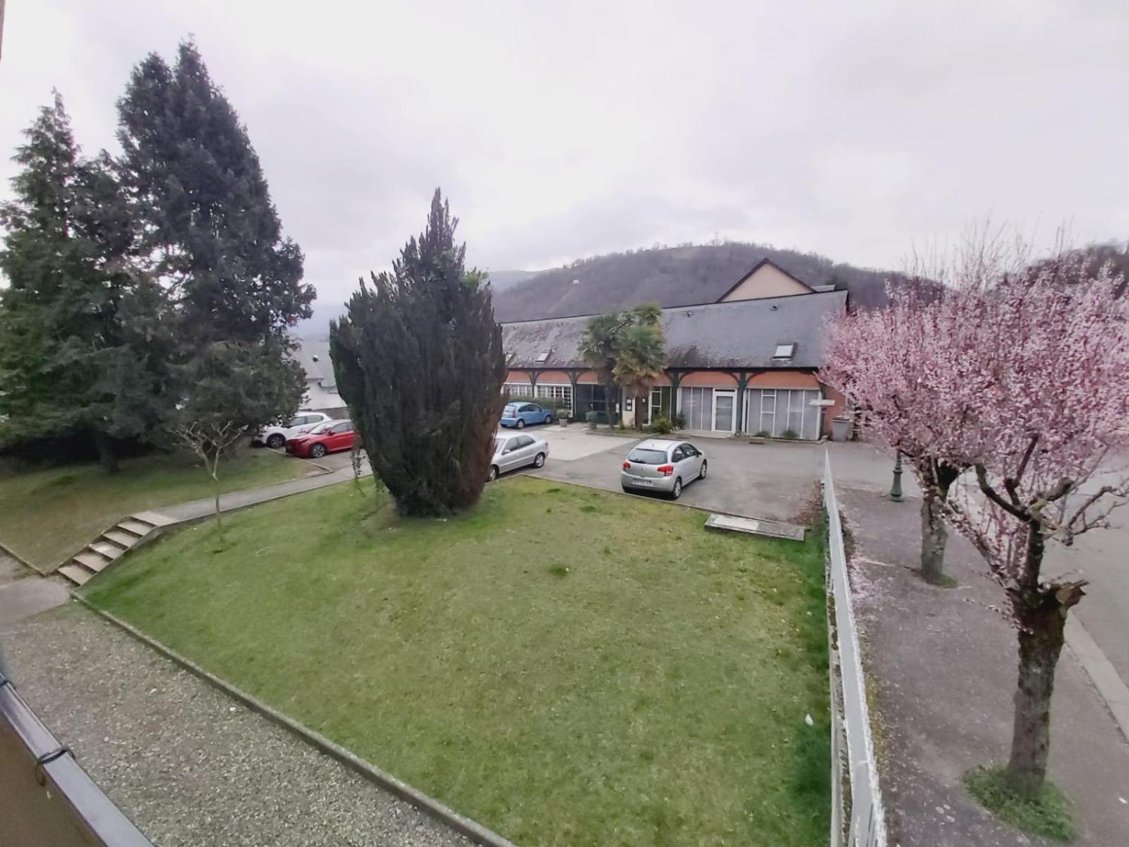 Appartement T2 avec balcon à Argelès Gazost