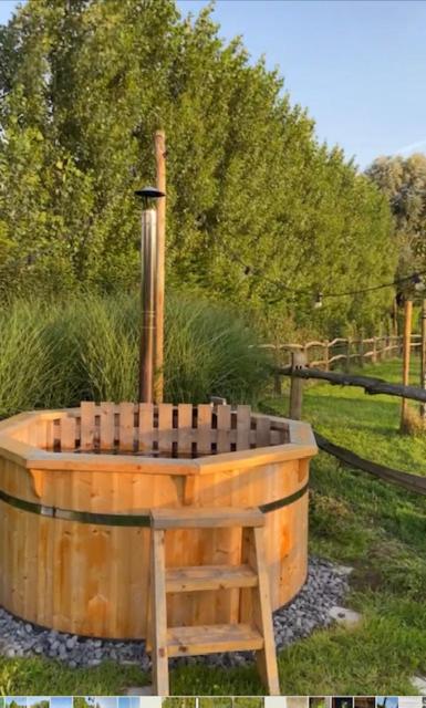 Comfort Tipi Marie, Tipi Bo Deluxe & tent Nicolaï - 'Glamping in stijl'