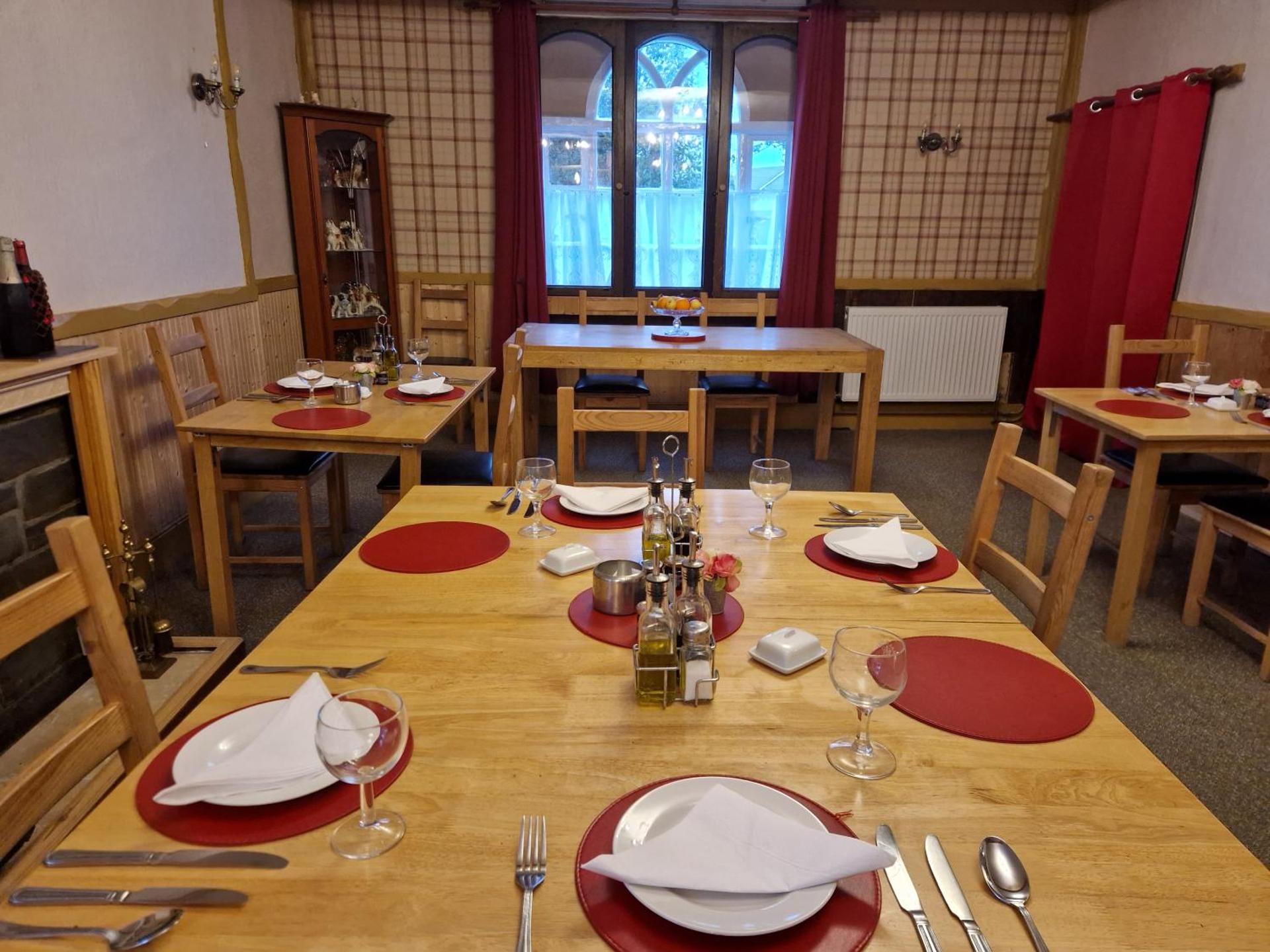 Restaurant/places to eat