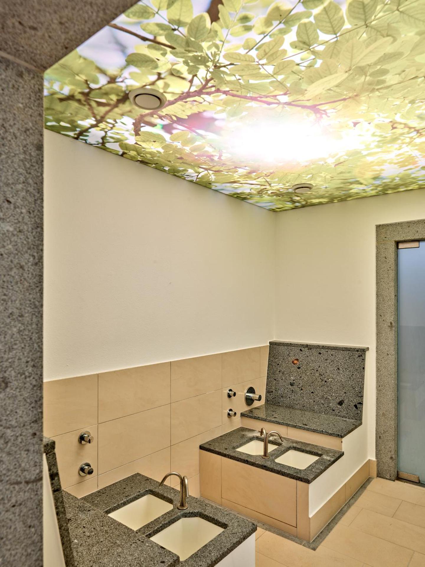 Spa and wellness centre/facilities