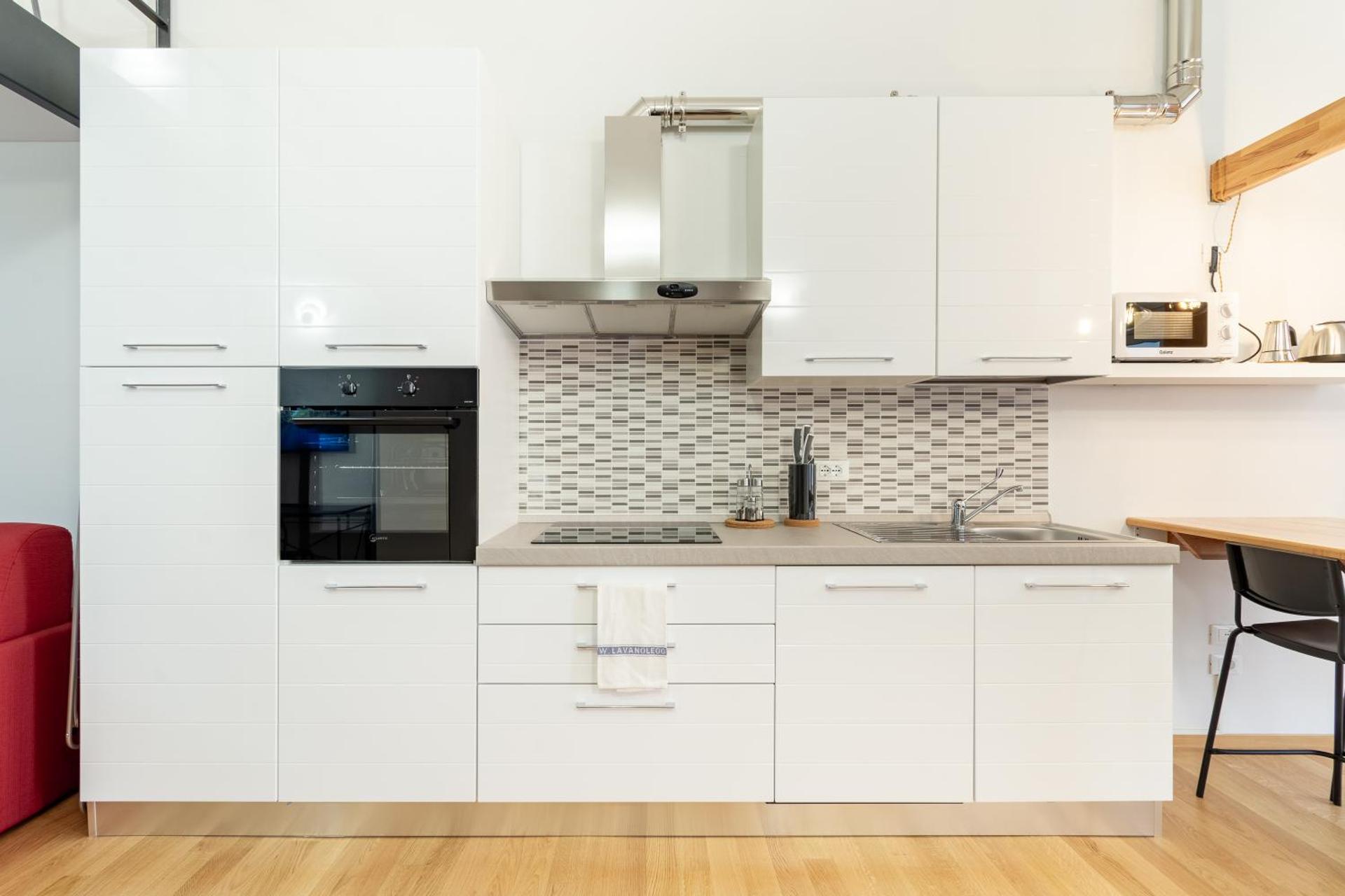 Kitchen or kitchenette