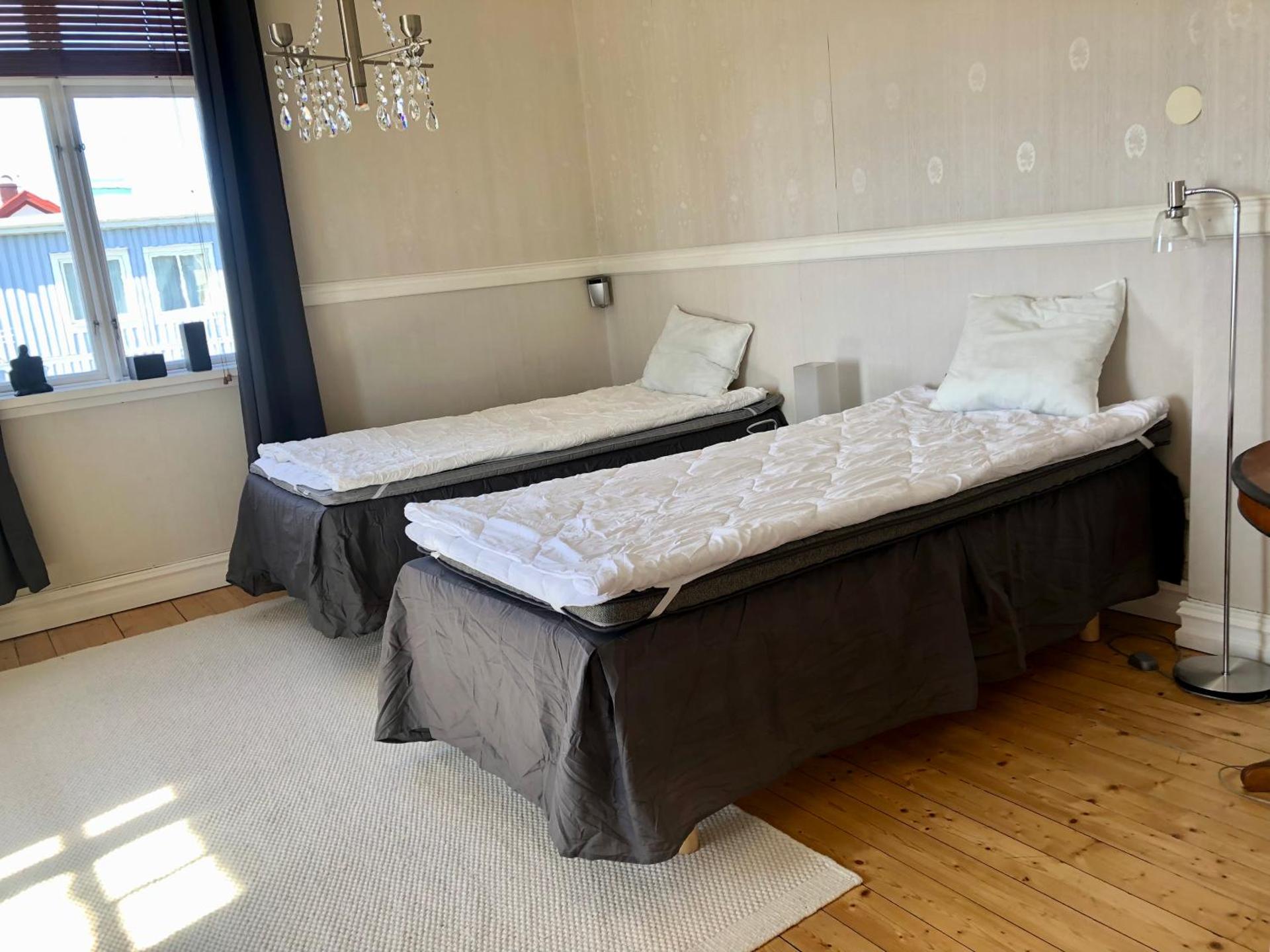 Vacker våning med havsutsikt i Strömstads centrum.