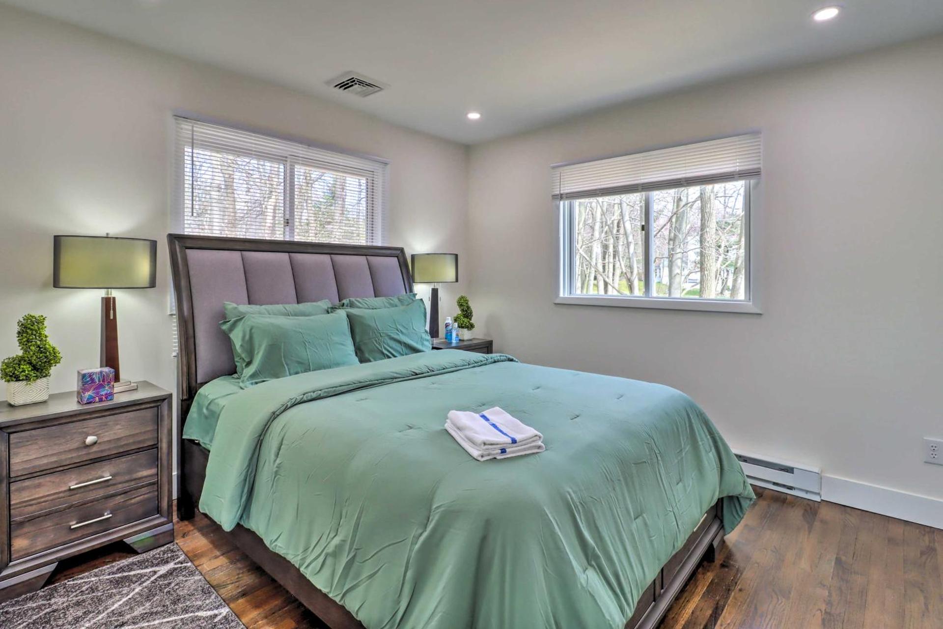 6 Mi to Camelback Slopes! Home with Game Room