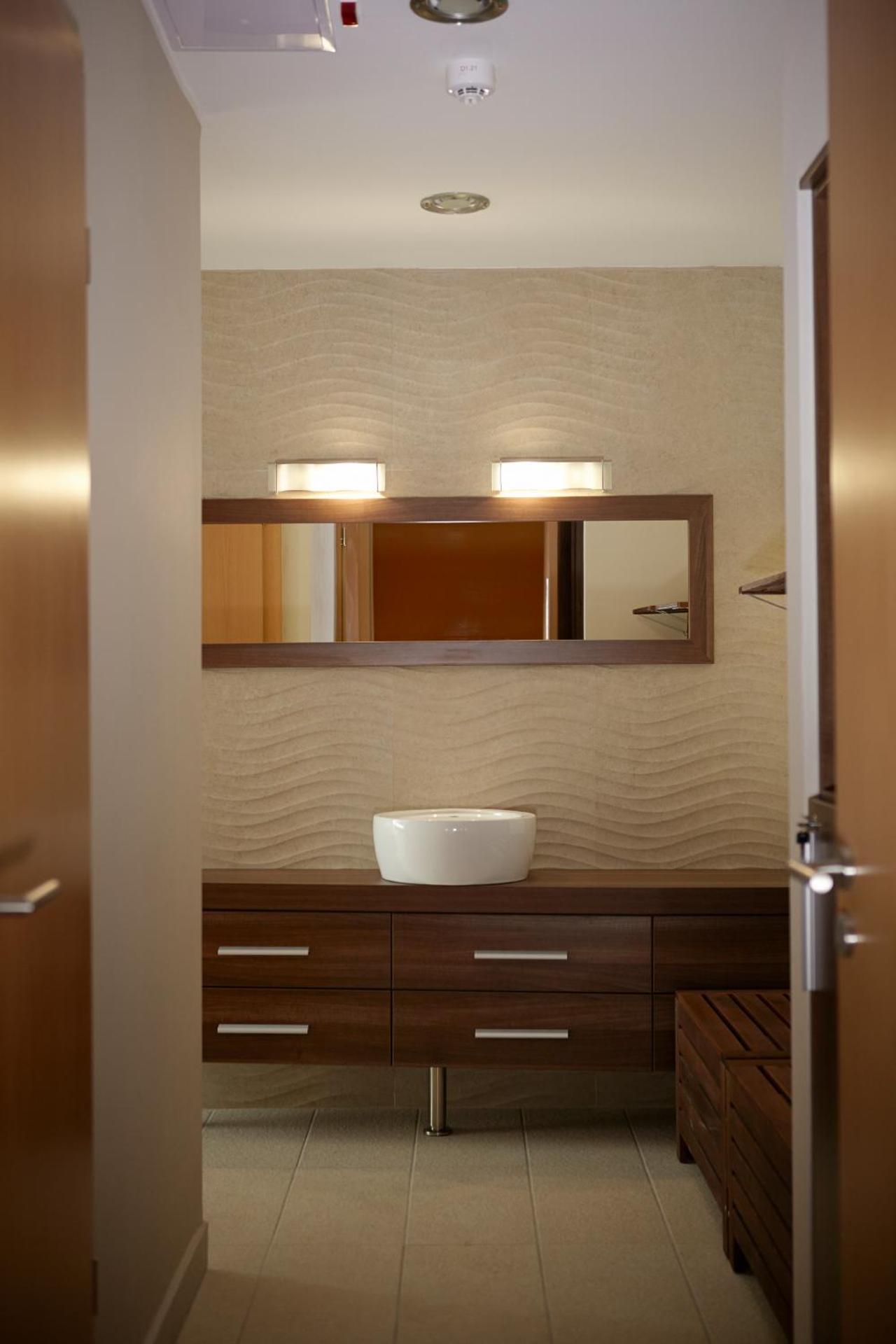 Spa and wellness centre/facilities