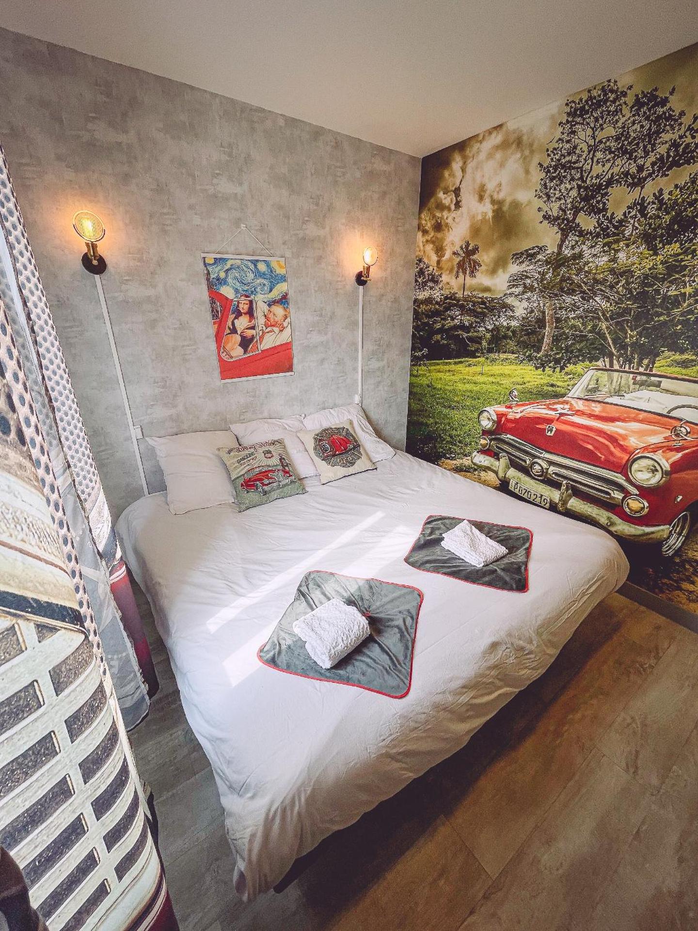 Tassigny Gare By Carl-Emilie