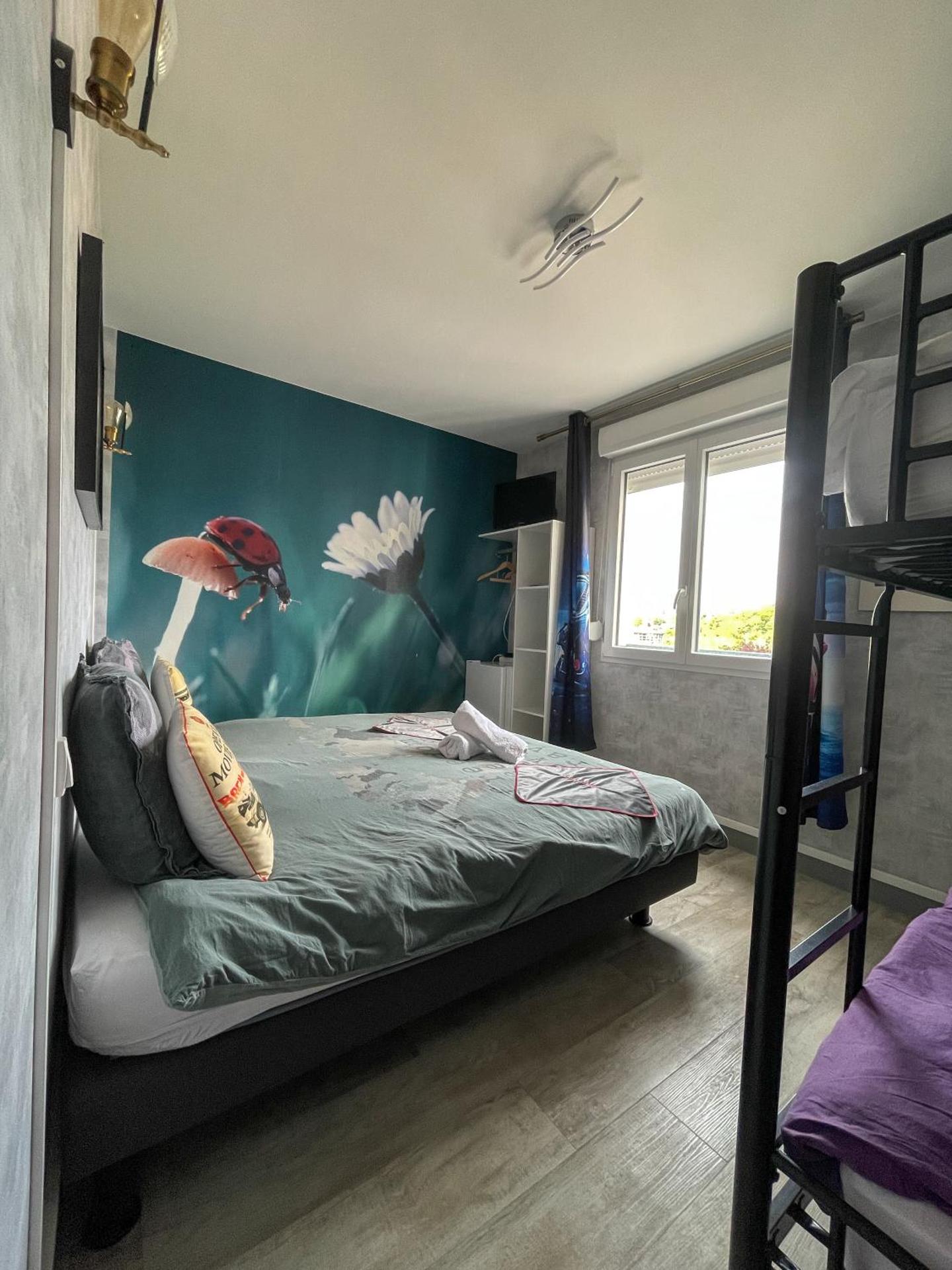 Tassigny Gare By Carl-Emilie