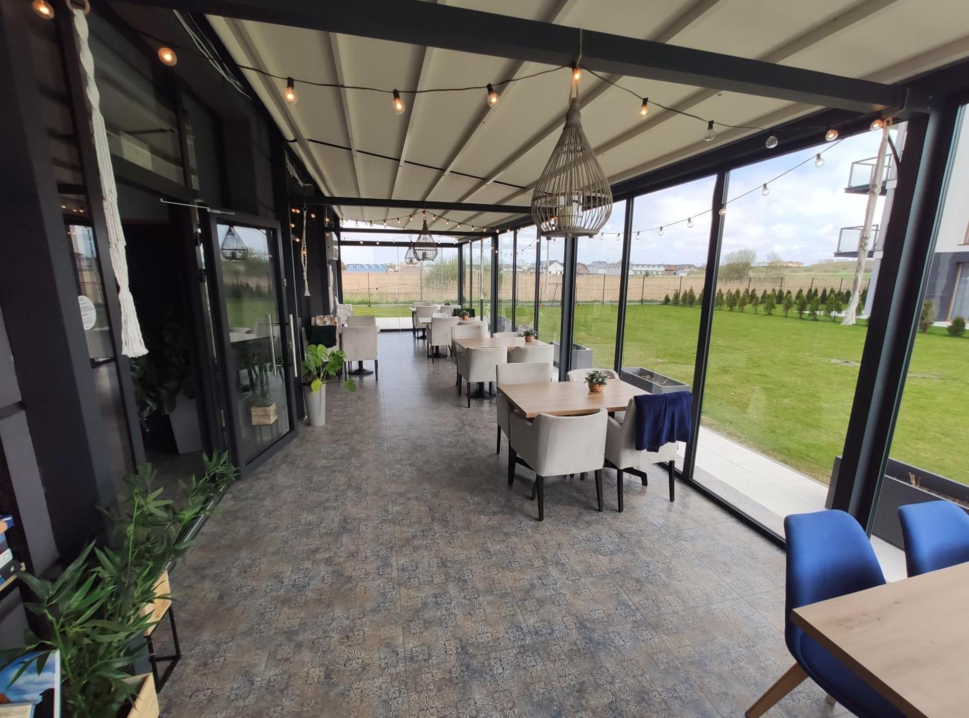 Apartament z basenem Sarbinowo