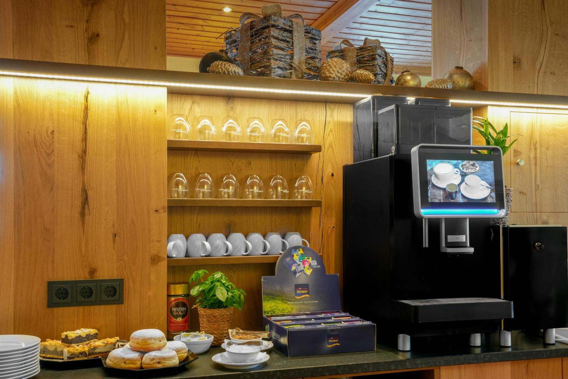 Coffee/tea facilities