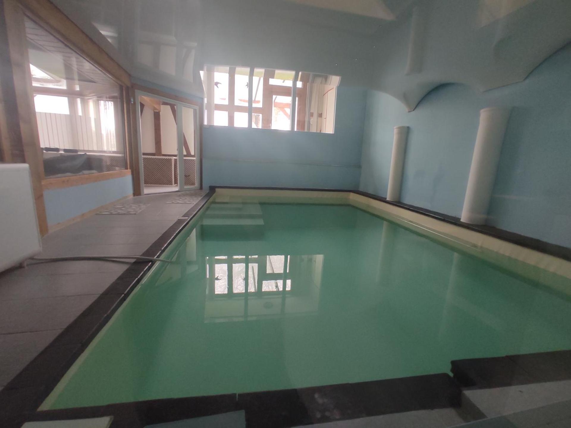 Traumscheune mit Pool, Kamin und privatem Spa