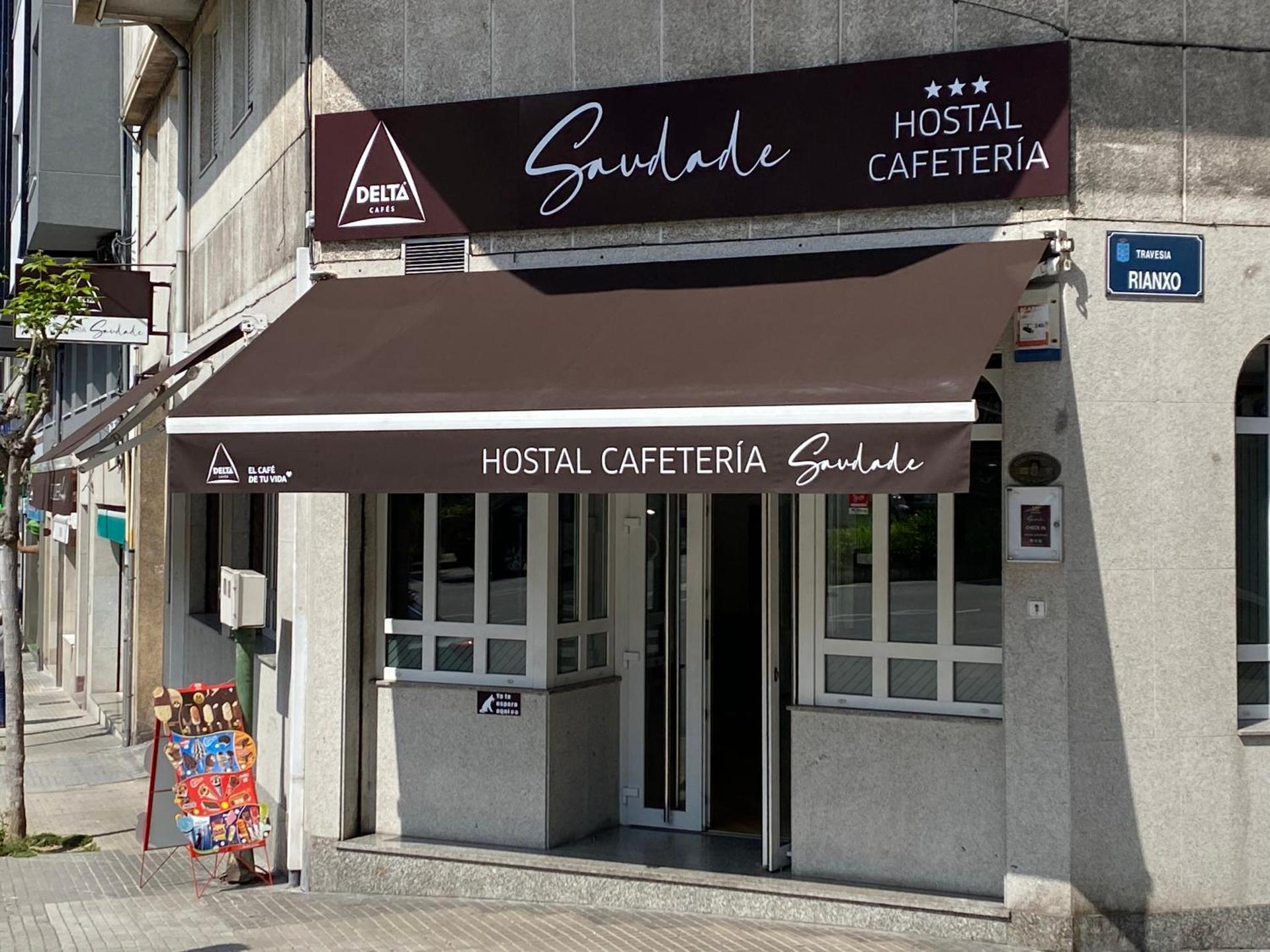 Saudade Hostal Cafetería