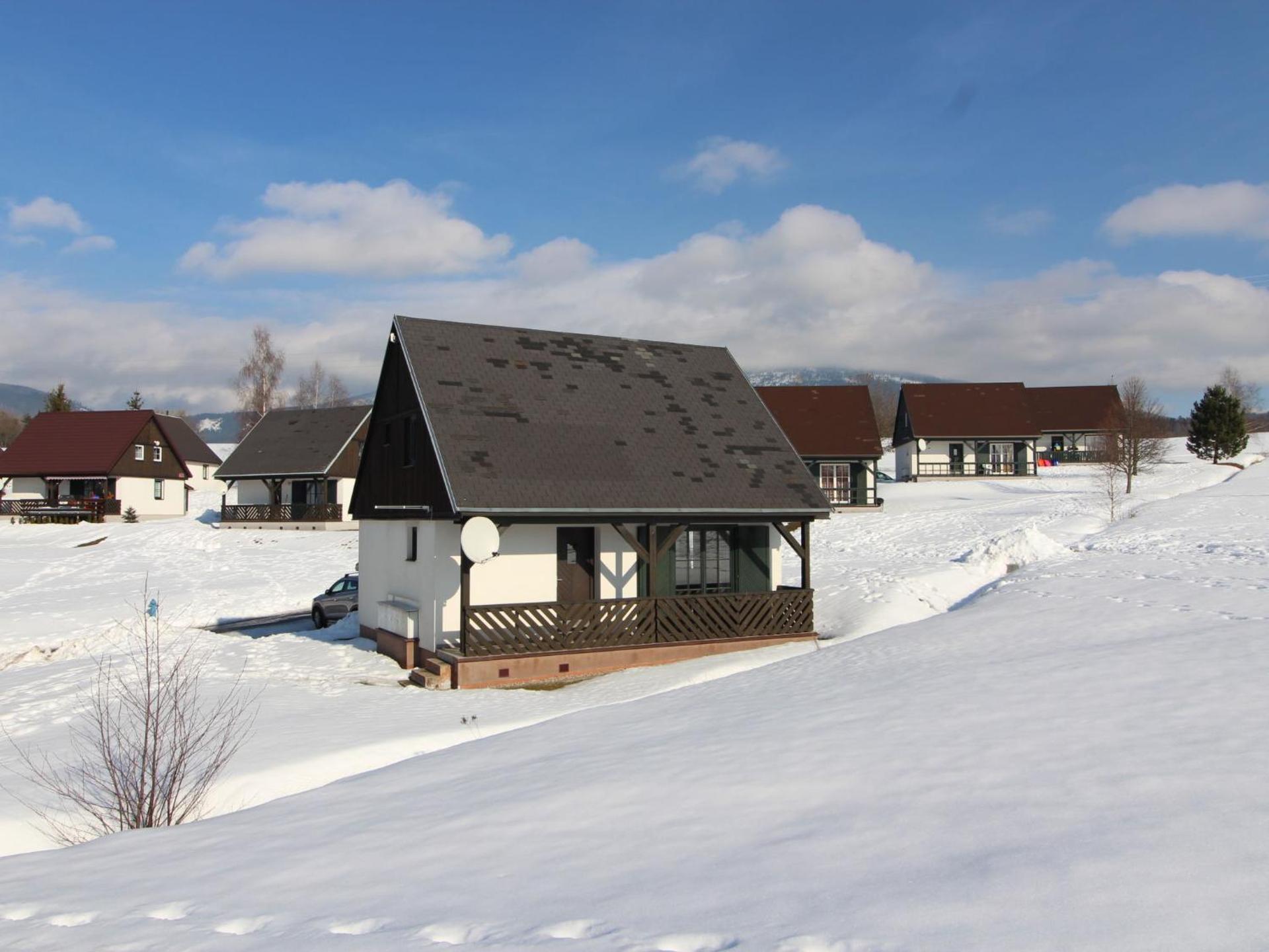 Holiday Home Holiday Hill 42 by Interhome