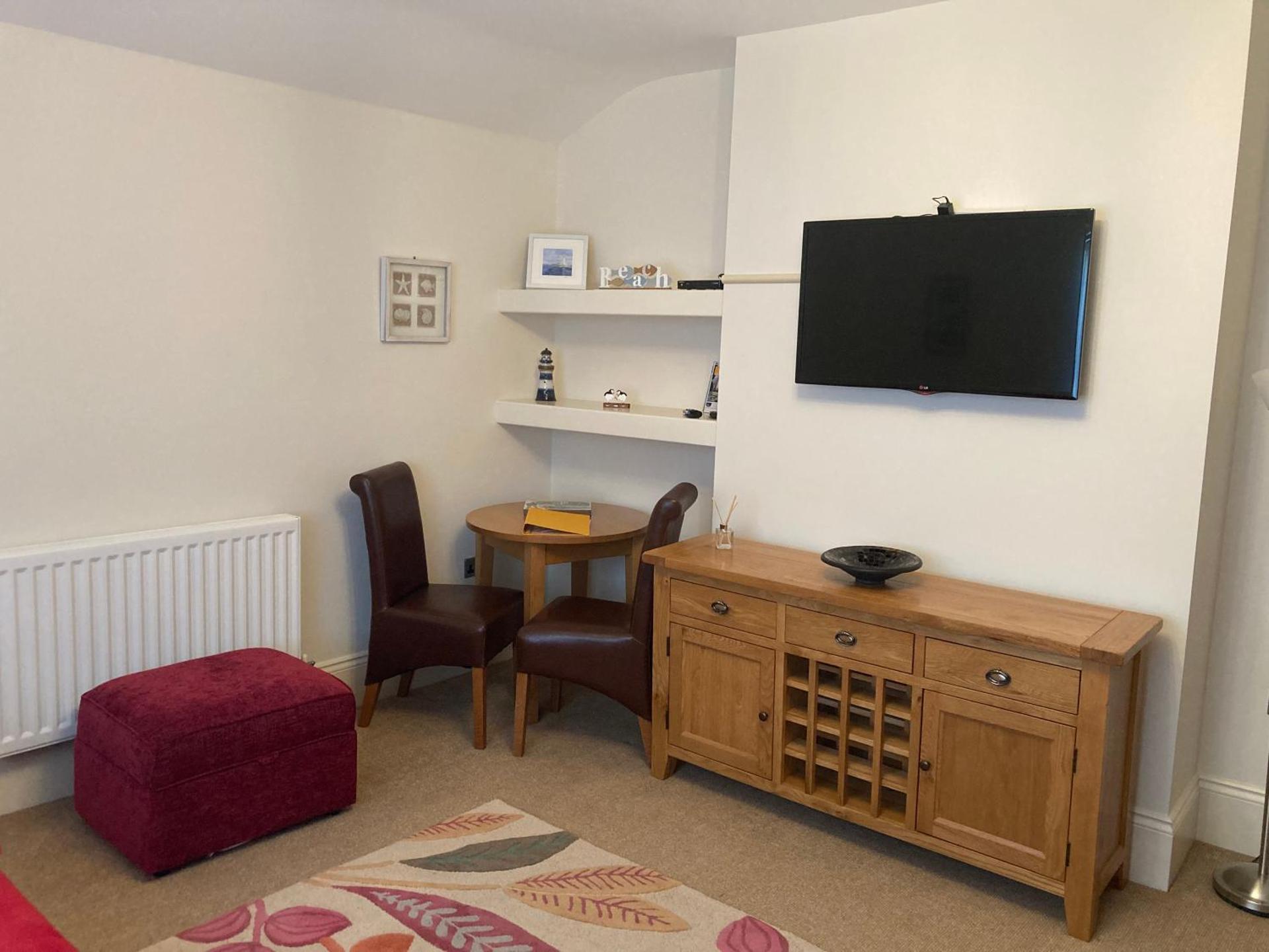 Apartment 8 The Landings