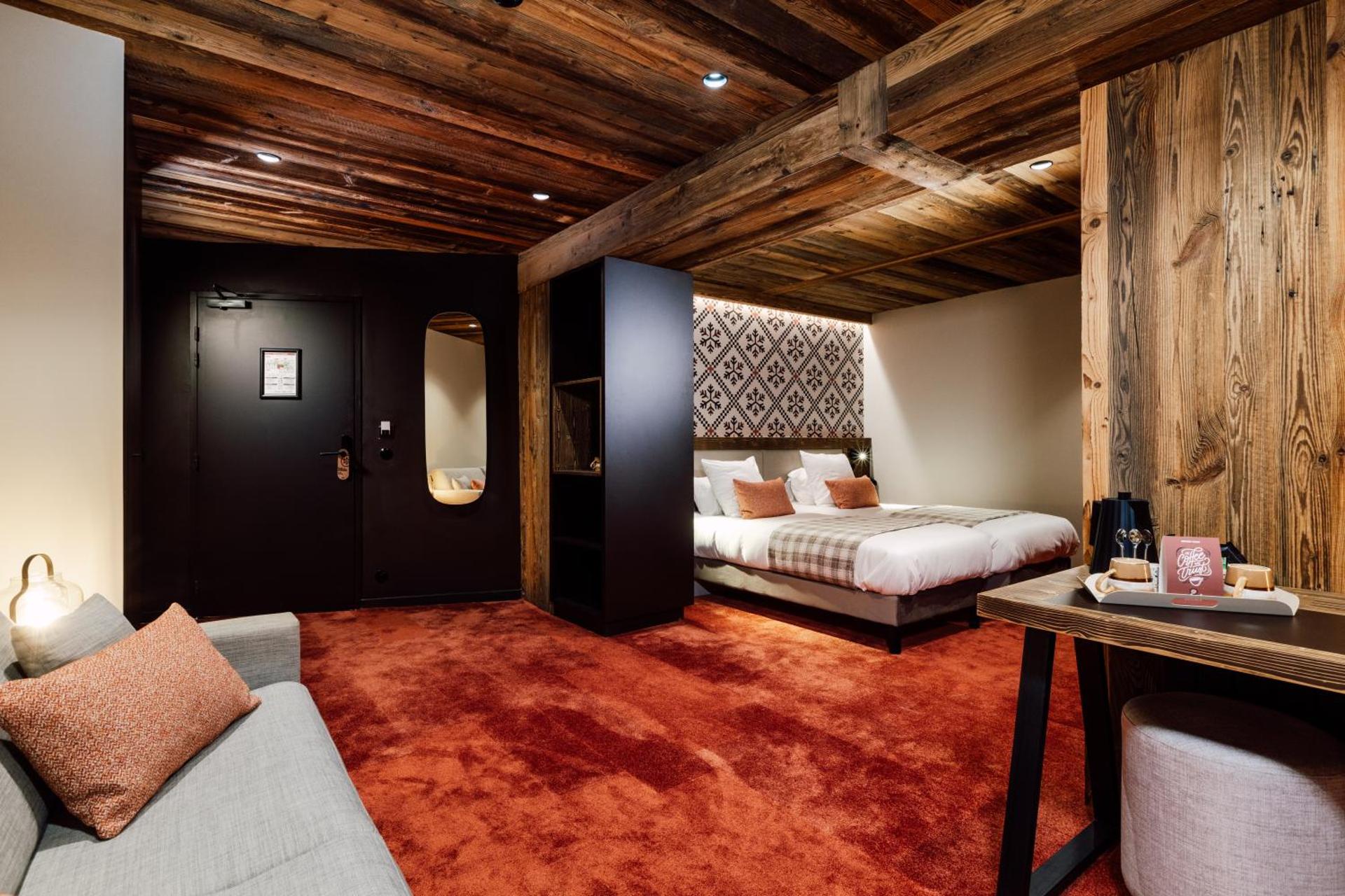 Photo of the whole room