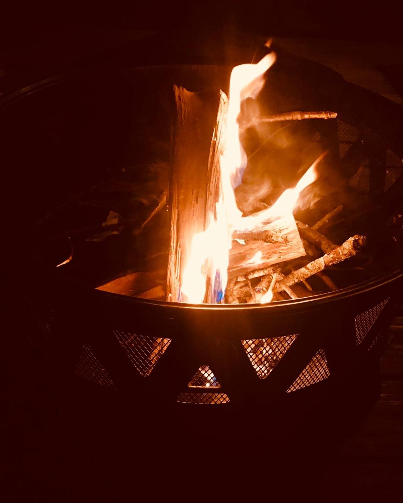 Walking Distance To Beach And Shops