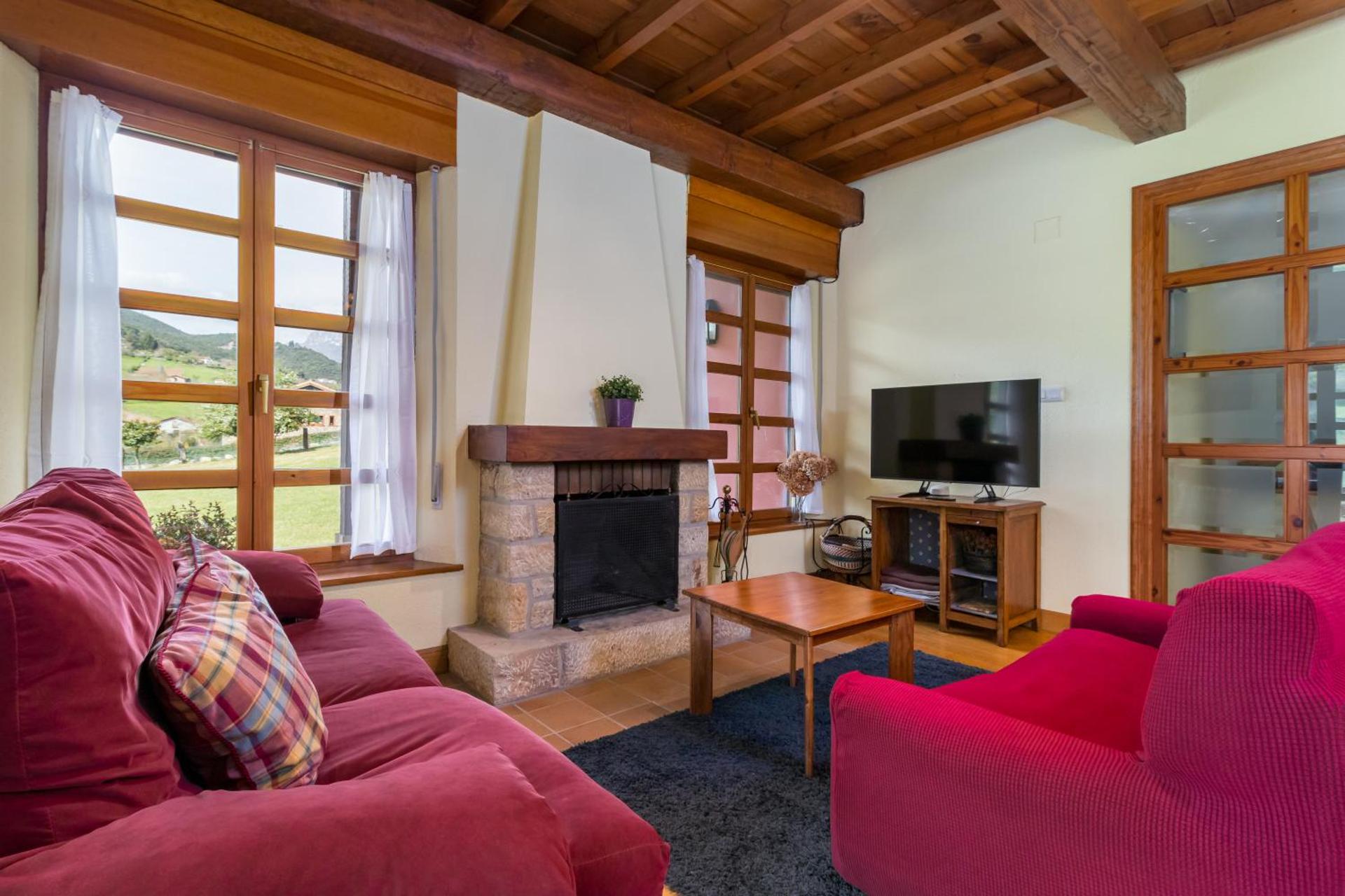 Communal lounge/ TV room