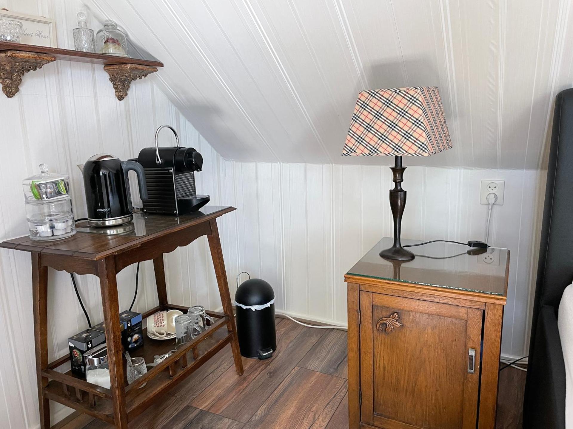 Coffee/tea facilities