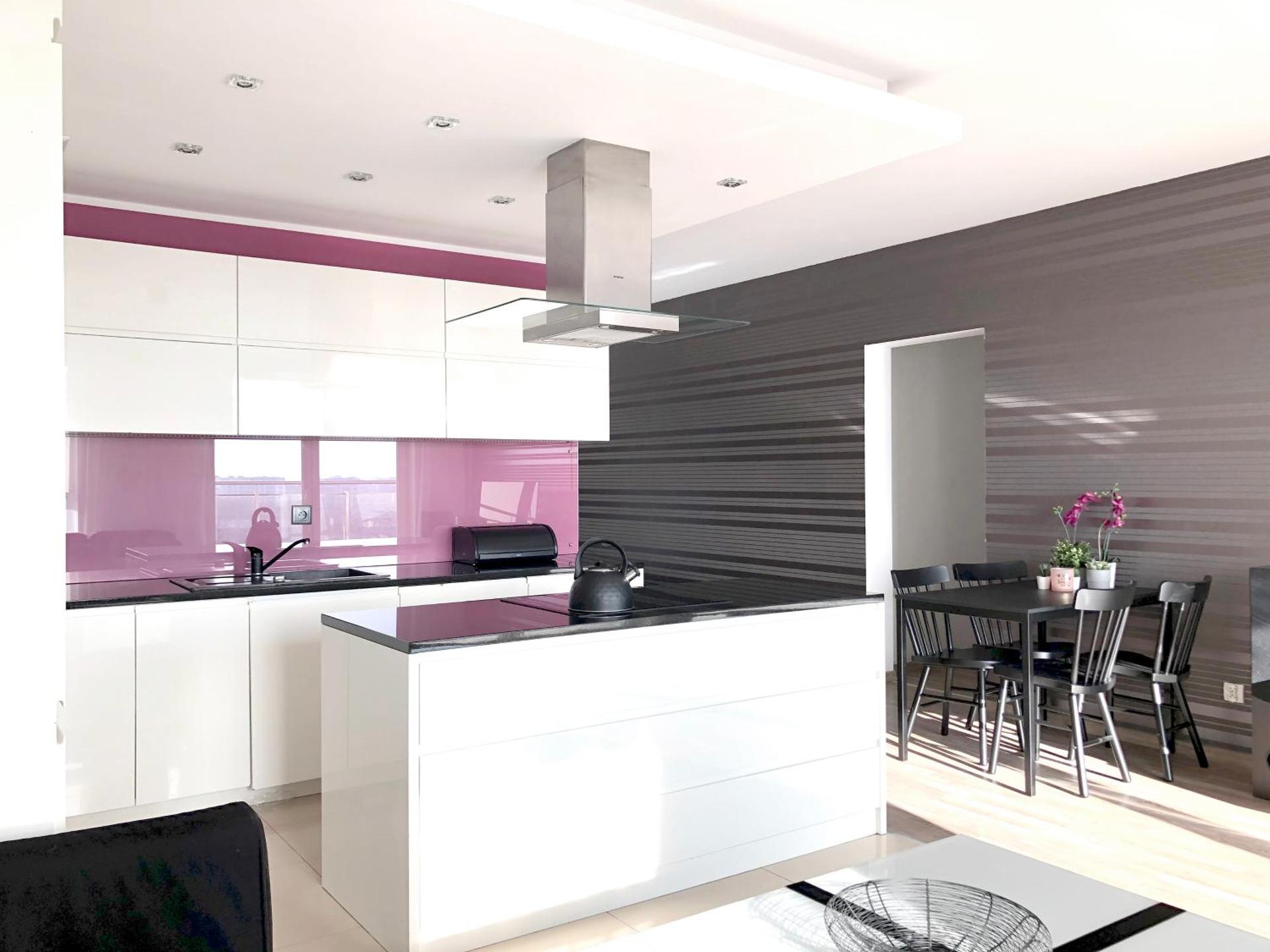 SAN APARTMENT 16th floor