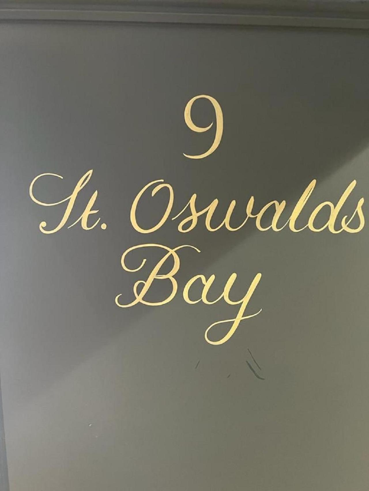 Deluxe Double Room (2 Adults + 1 Child)