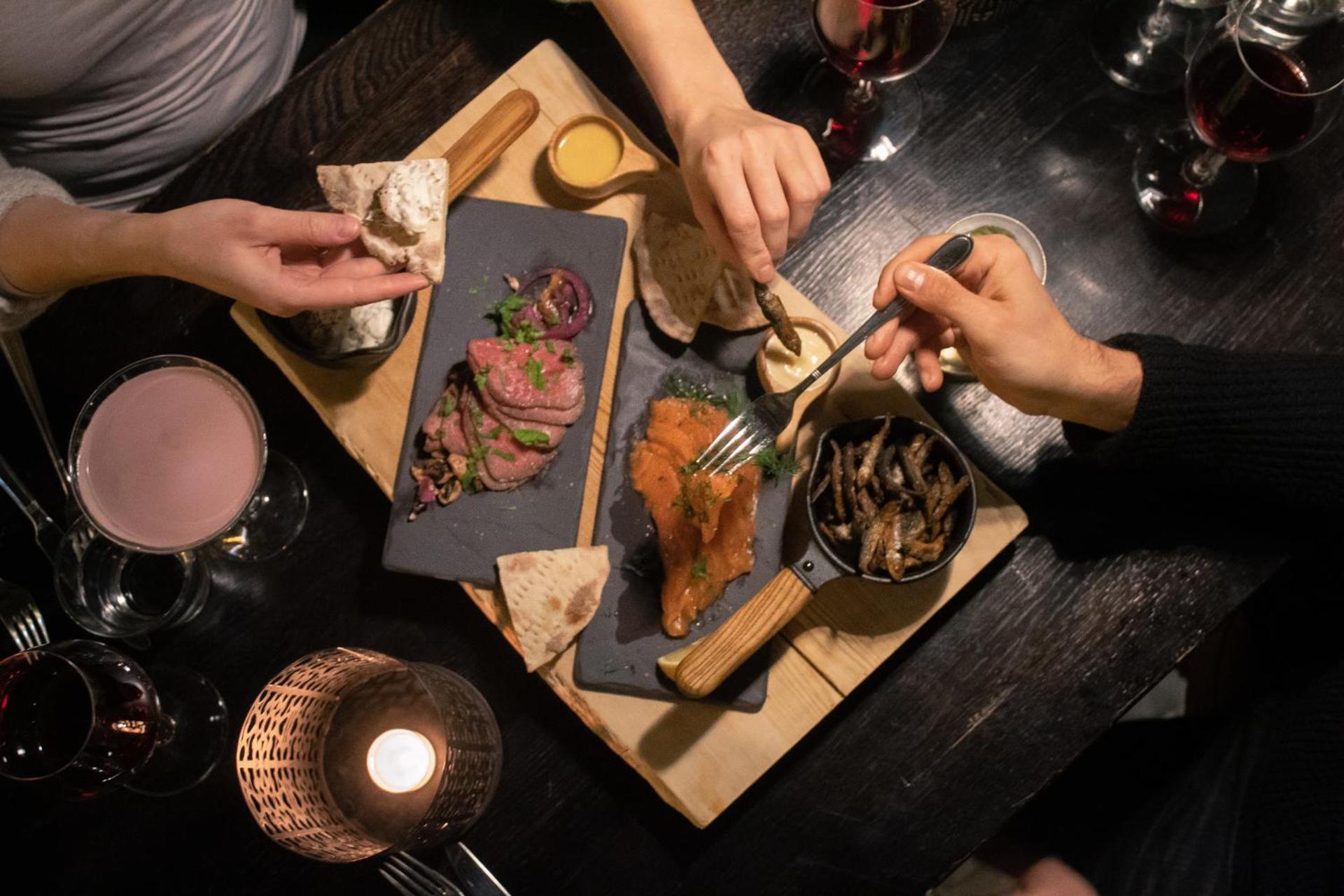 Restaurant/places to eat