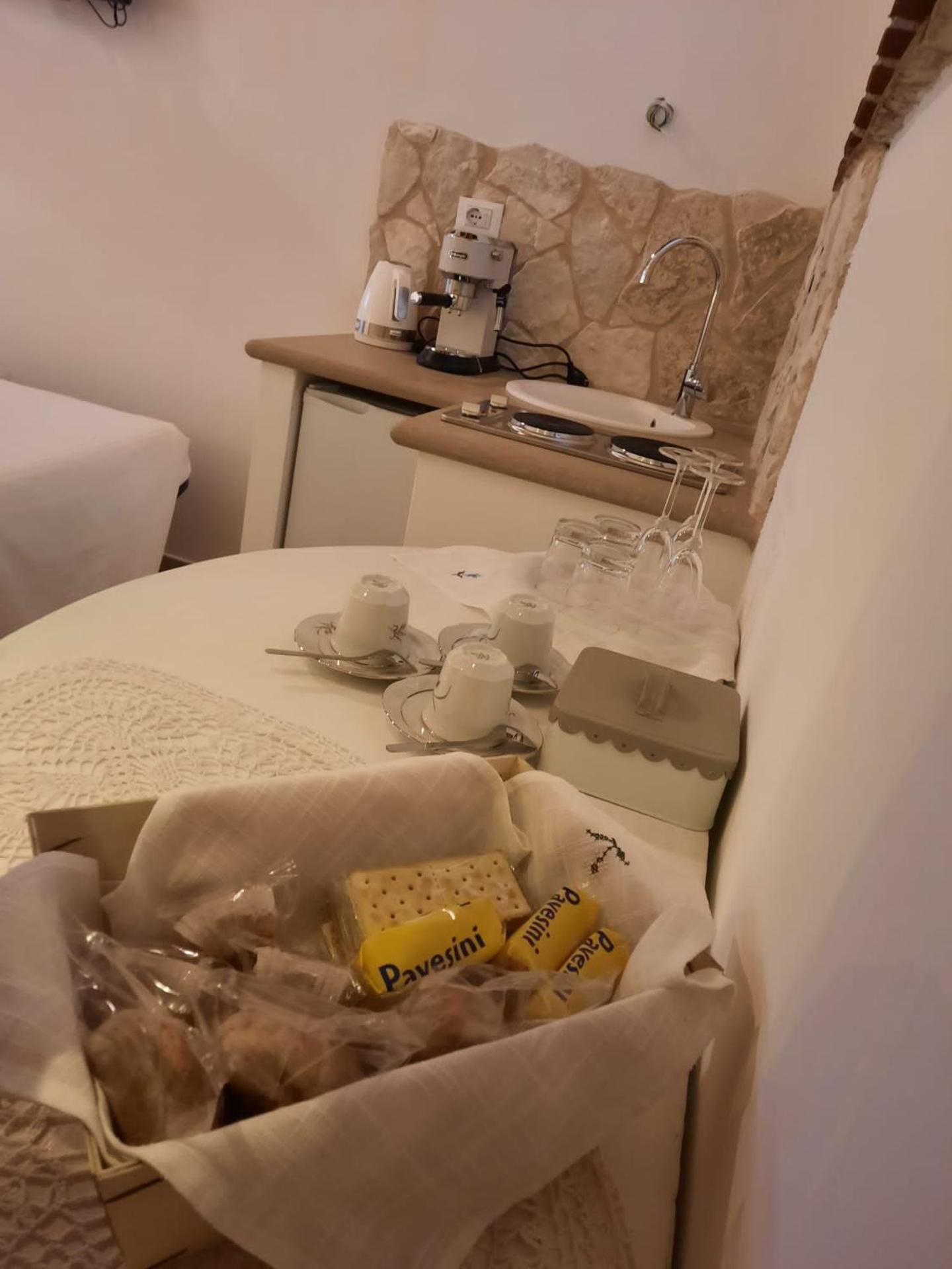 Coffee/tea facilities