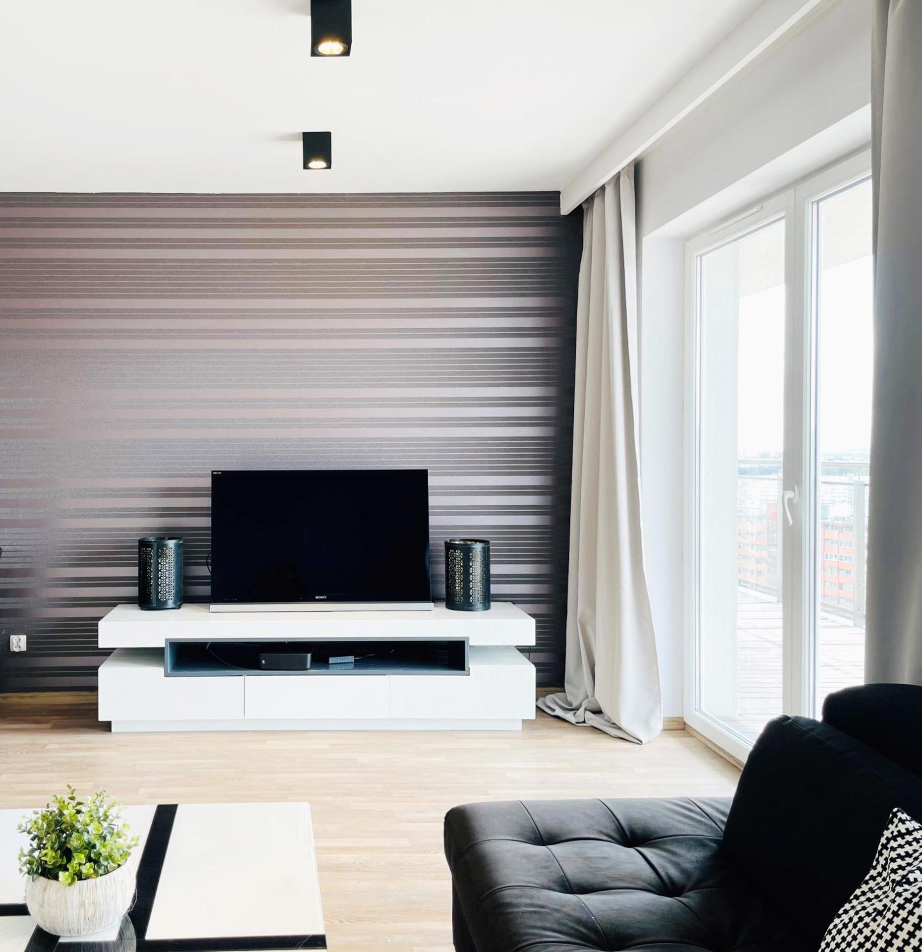 SAN APARTMENT 16th floor