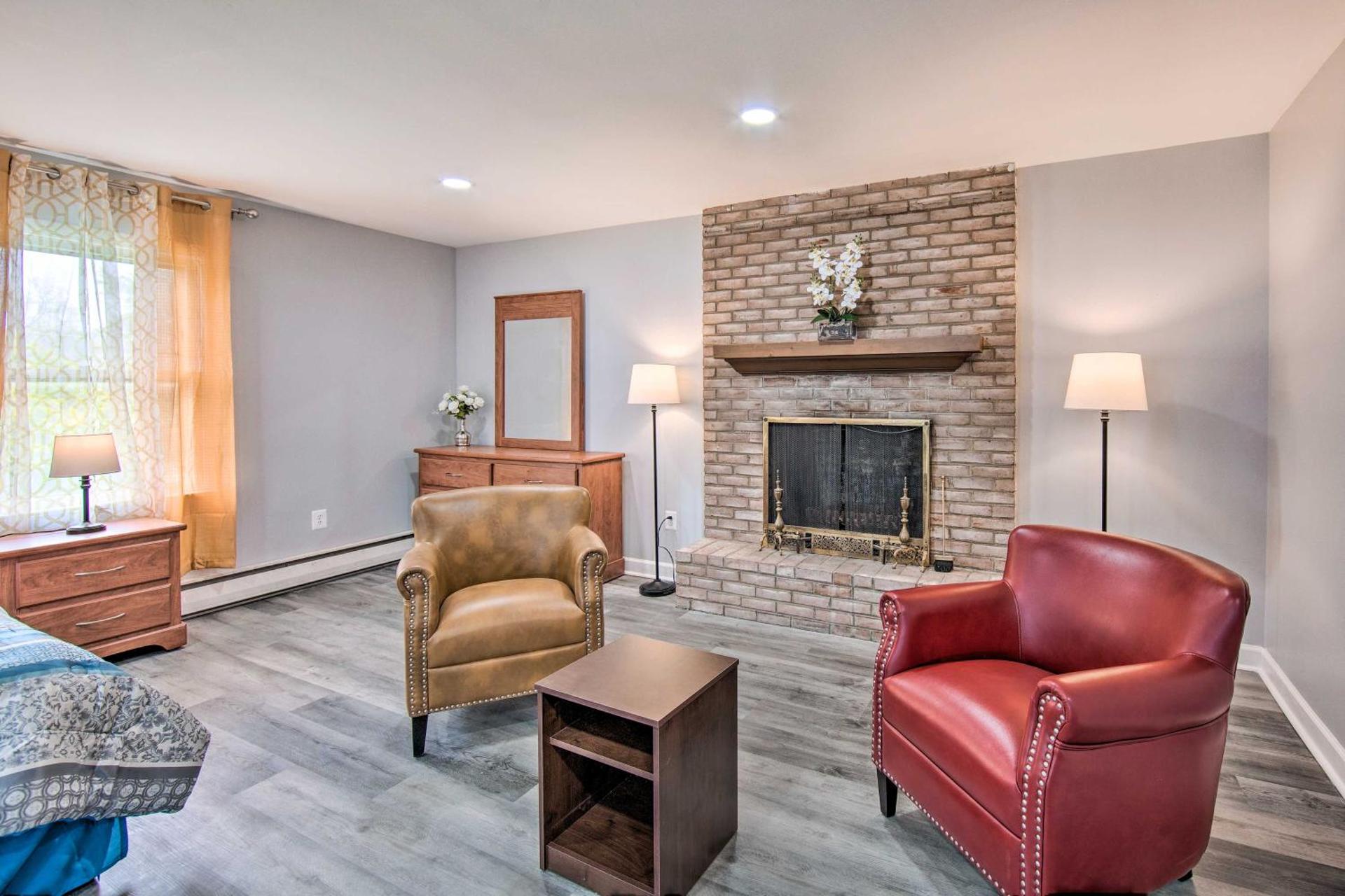 1 Mi to Hersheypark Family Home with Game Room!