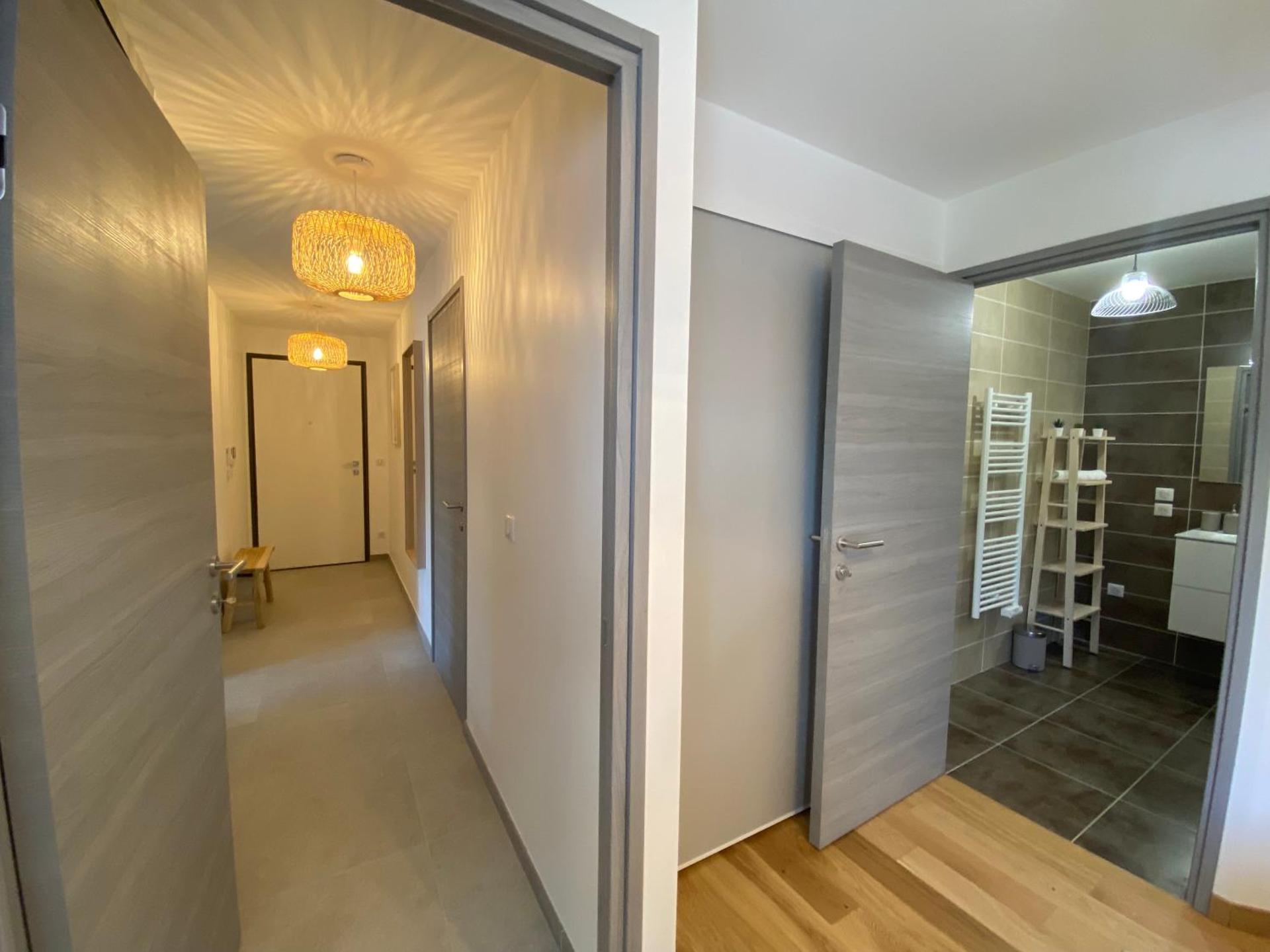 L'ORANGERAIE - Garage, Balcon, Vélos, Proche Lac, Vue Montagne