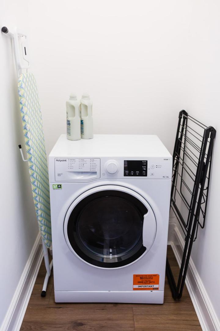 Coastline Villas - Heart of Redcar 1 & 2 Bed New Apartments, ideal for contractors and holidayers