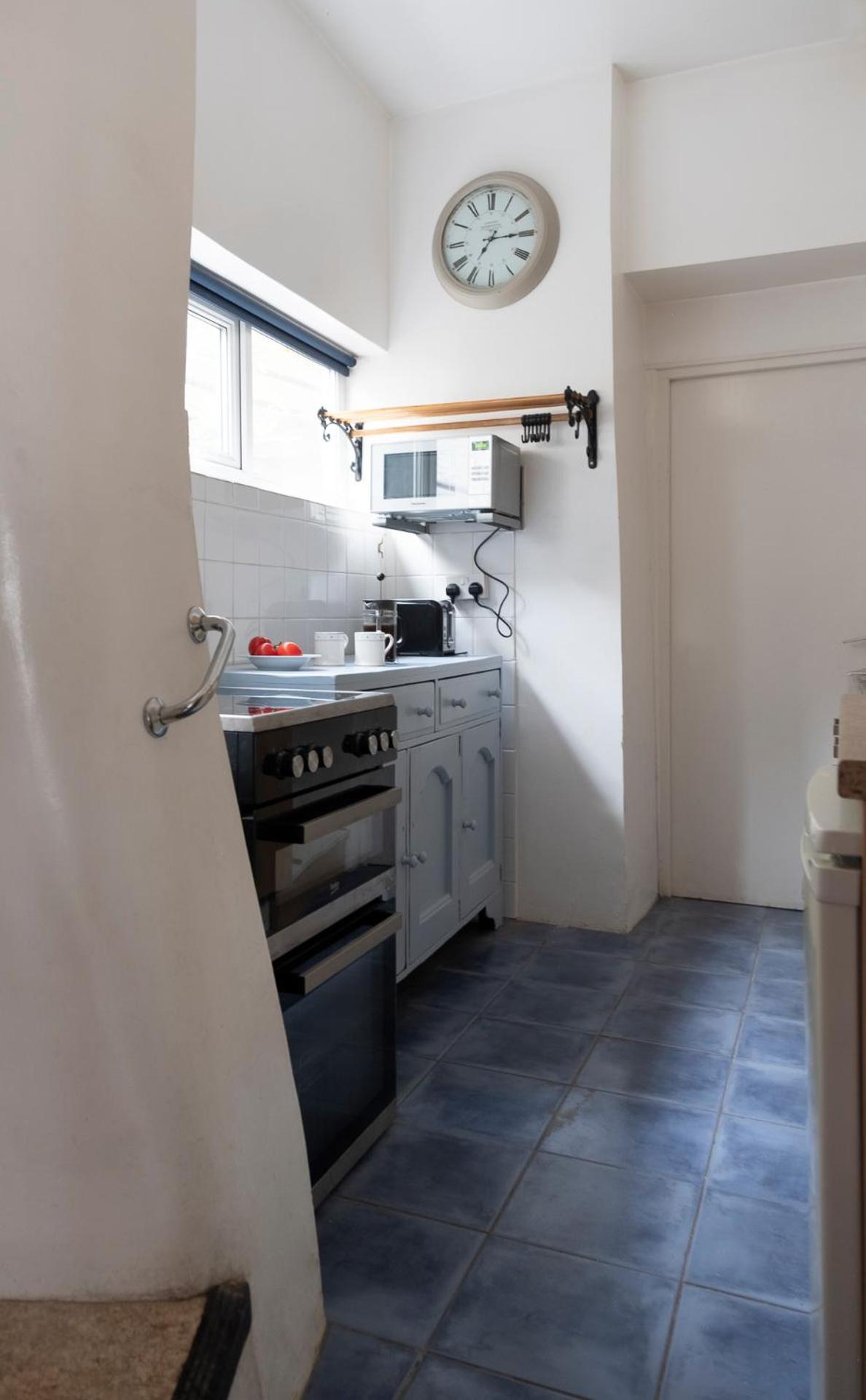 Character cottage in the heart of Uplyme.