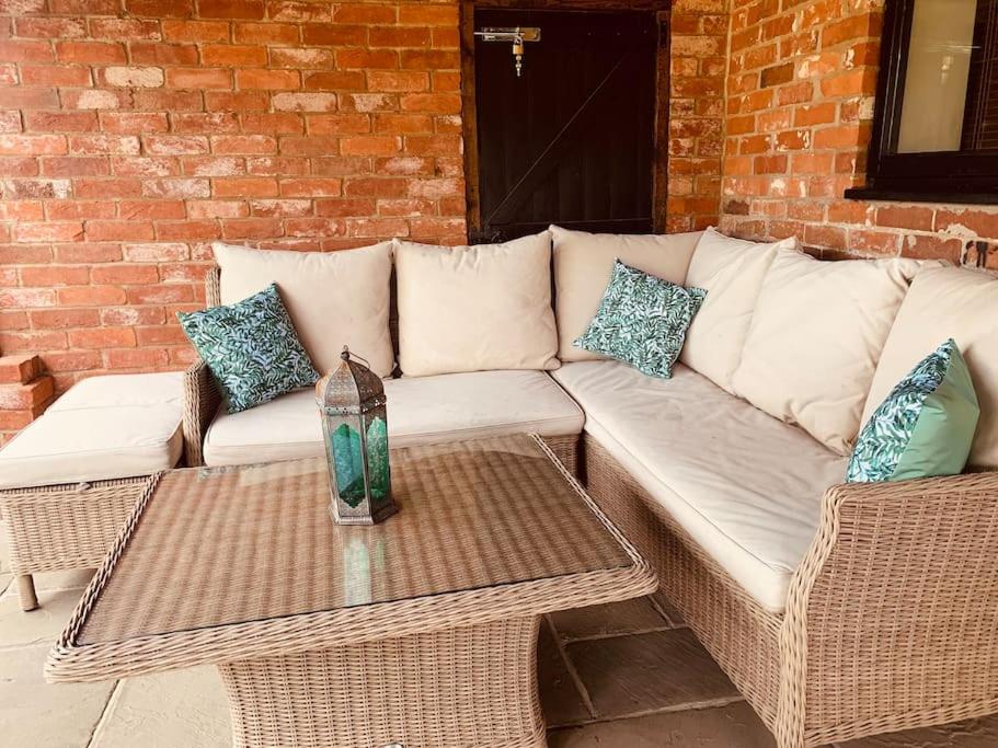 Bonneys Barn Retreat - Luxury homely getaway