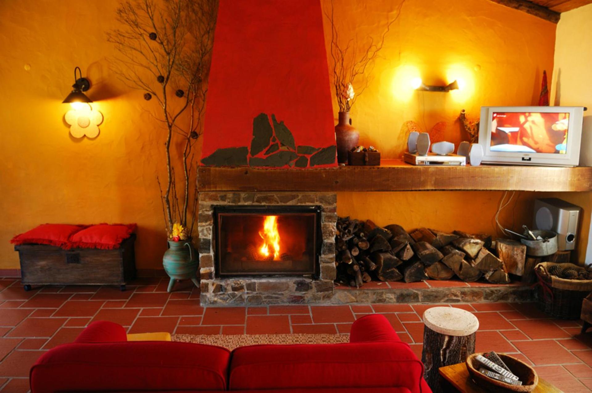 Communal lounge/ TV room