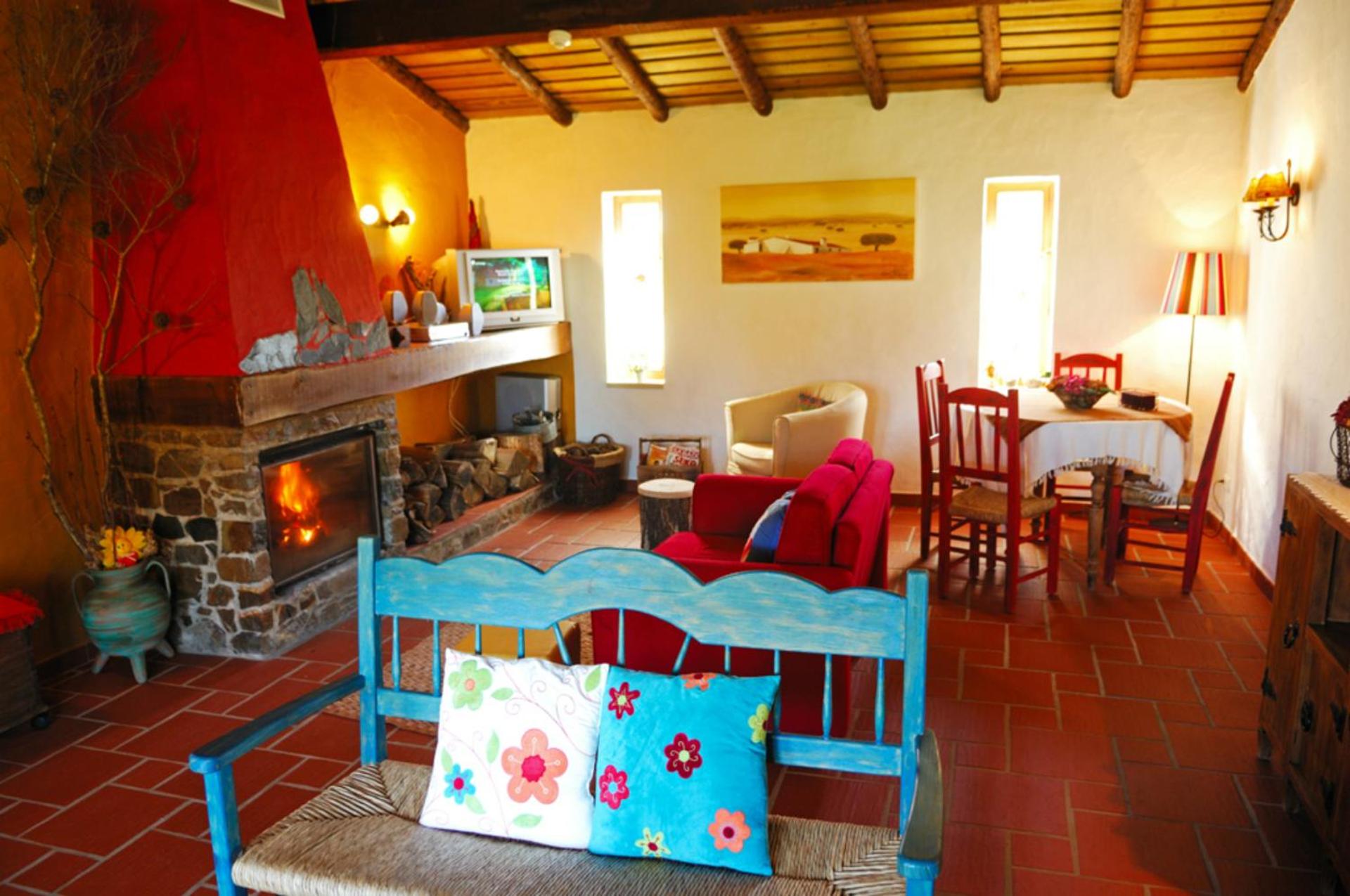 Communal lounge/ TV room