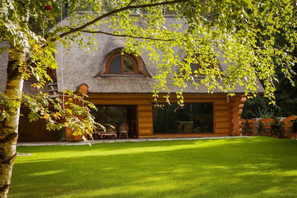 SASKI ZAKĄTEK, WAKACJE W BAJKOWYM DOMKU!!! MAZURY, SAUNA, JEZiORO, POMOST,