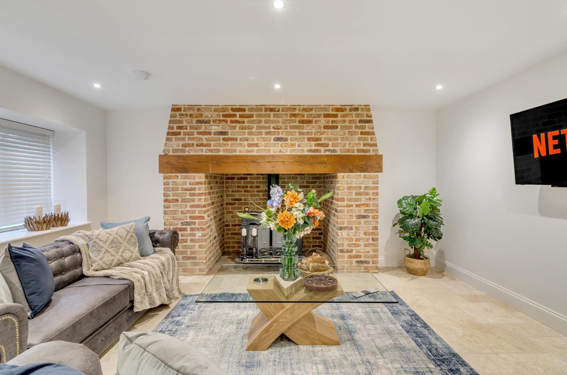 Communal lounge/ TV room