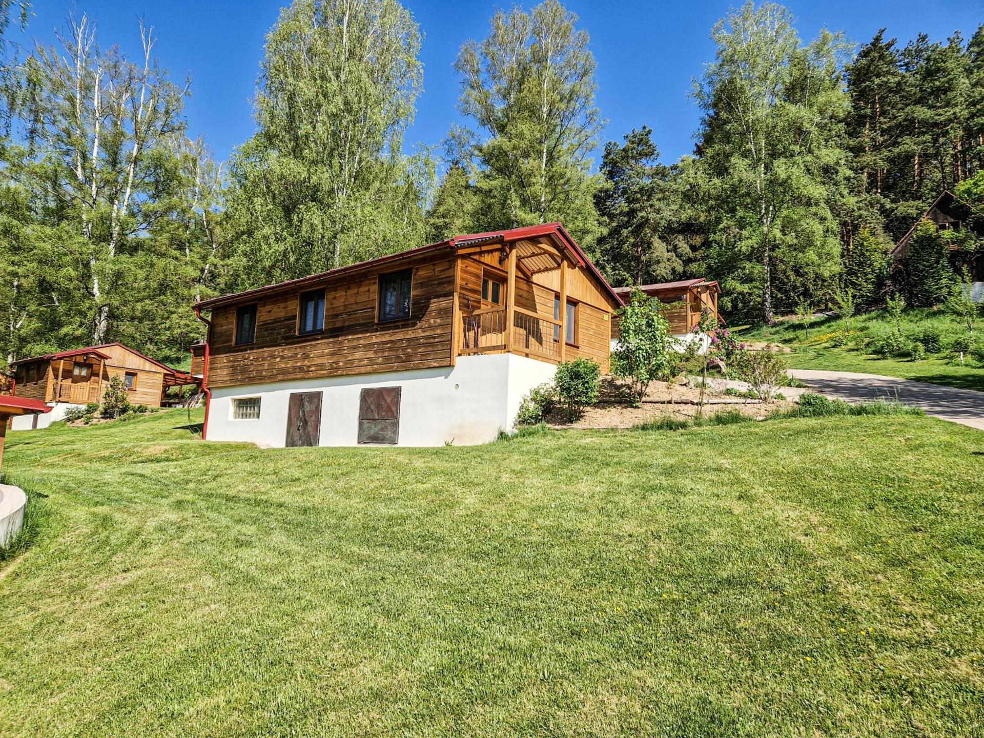 Letovisko Chobot - village resort