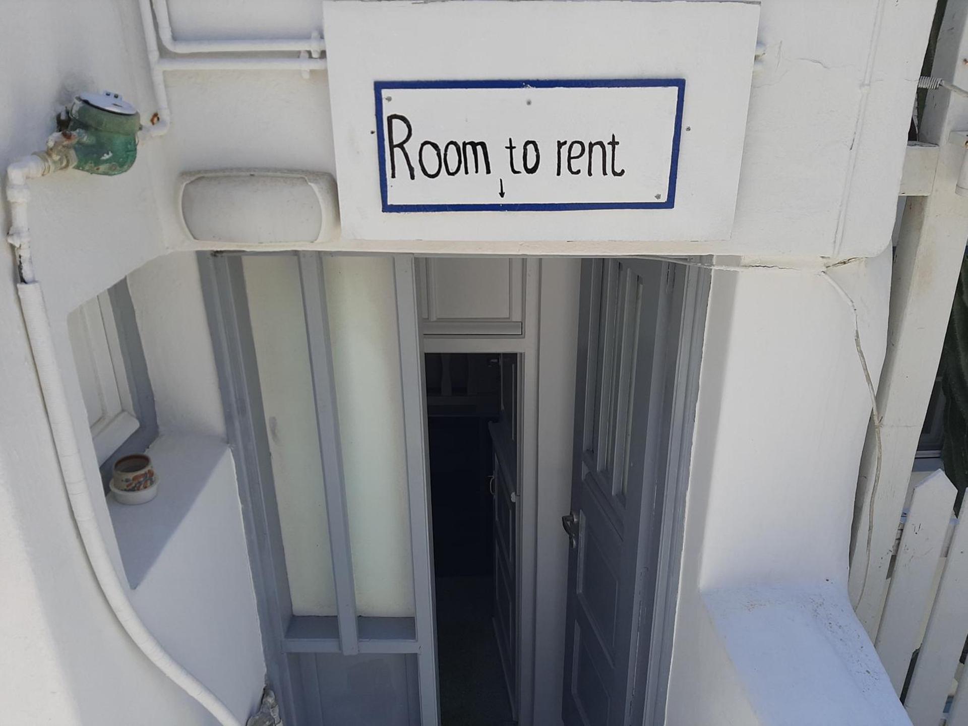 Room to rent 2