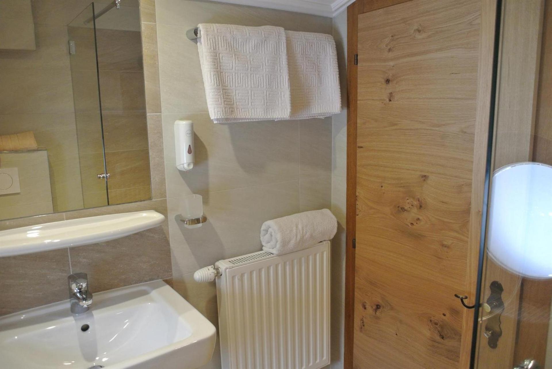Triple Room with Shower