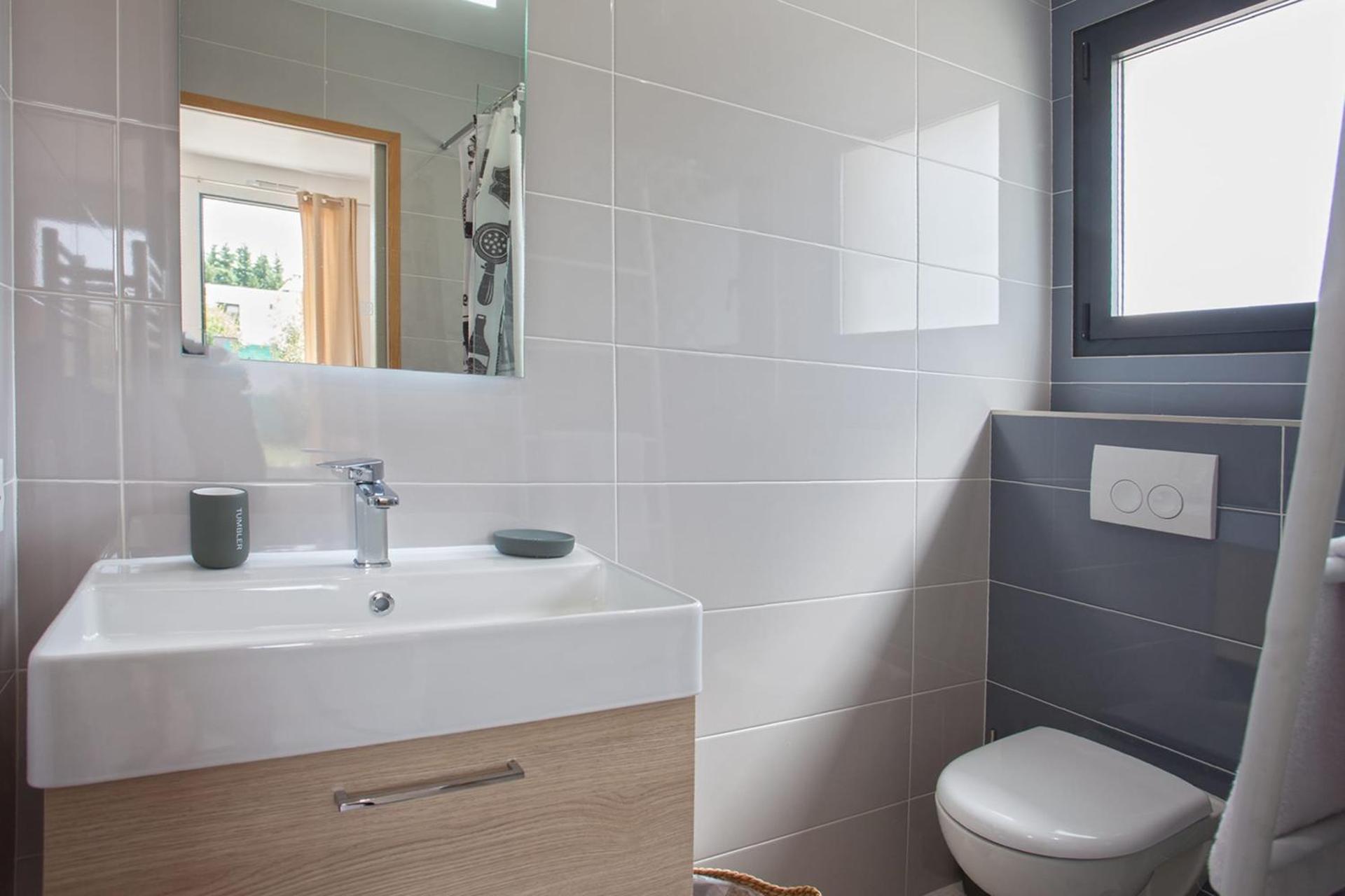 apart Levante shared swimming pool bbq