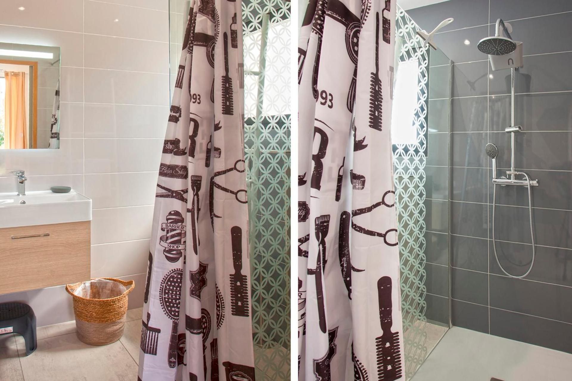 apart Levante shared swimming pool bbq