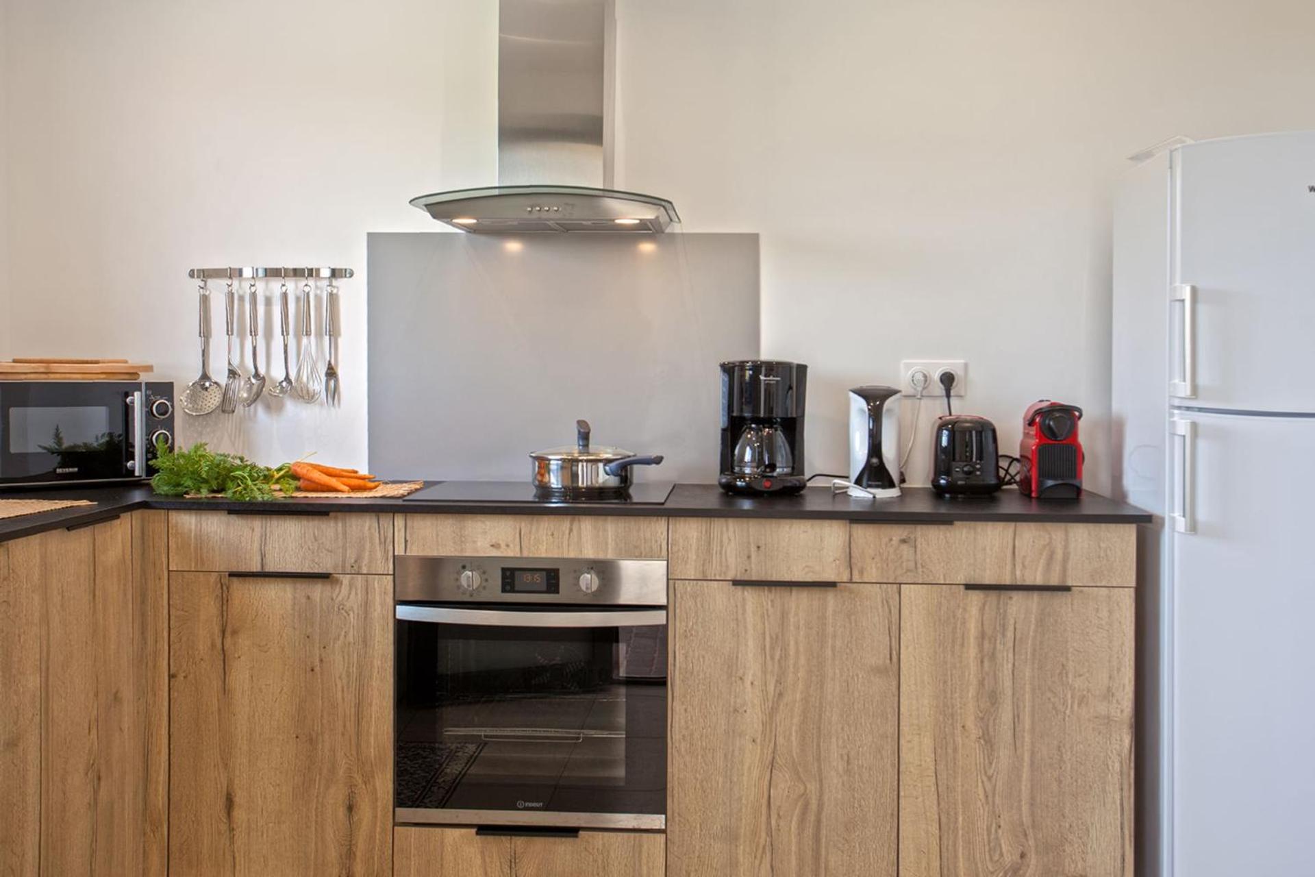 apart Levante shared swimming pool bbq