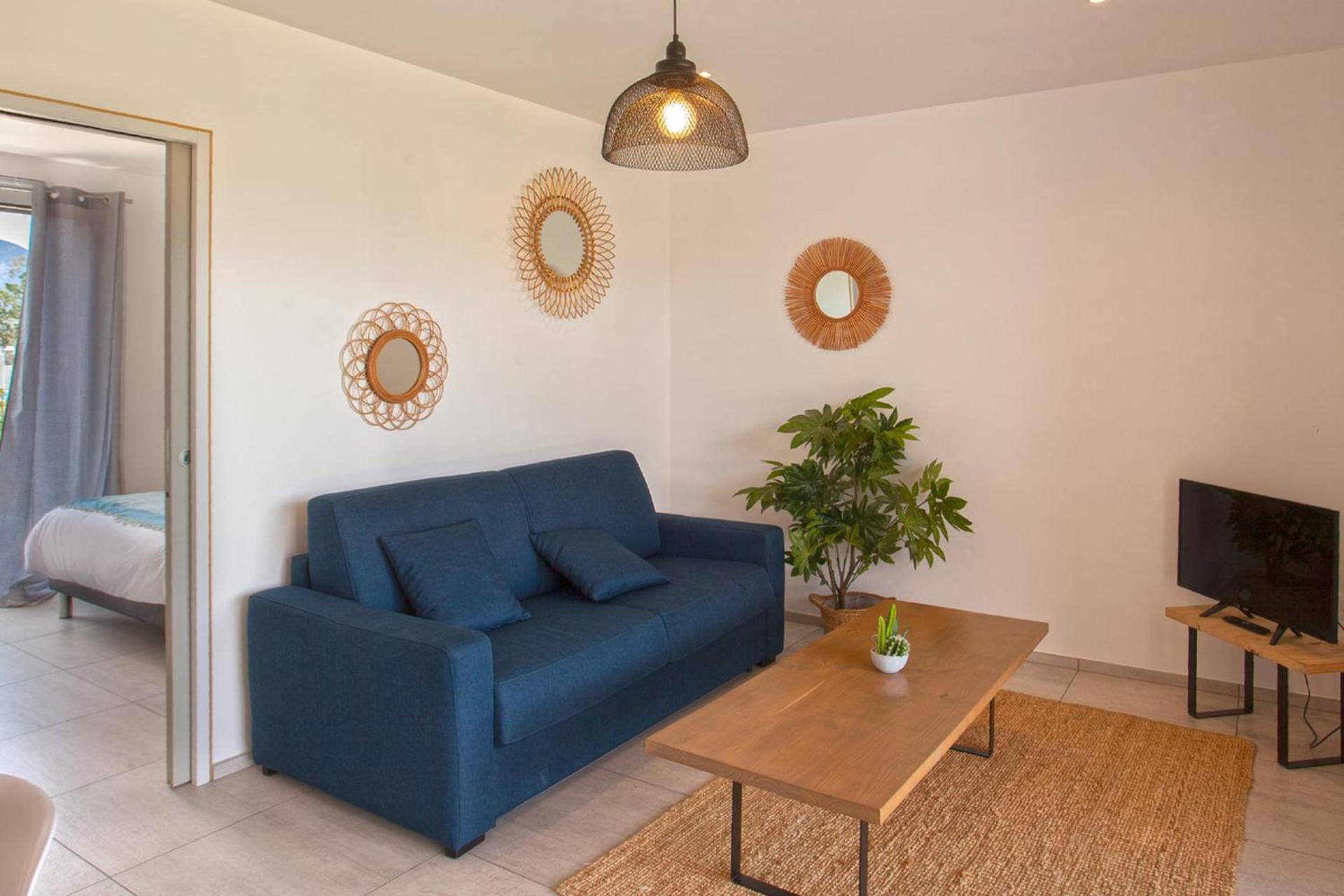 apart Levante shared swimming pool bbq