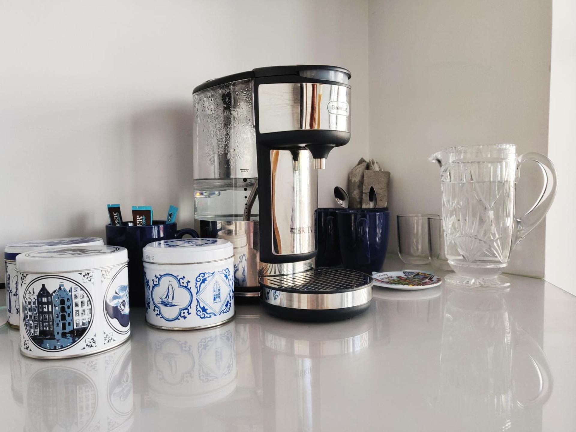 Coffee/tea facilities