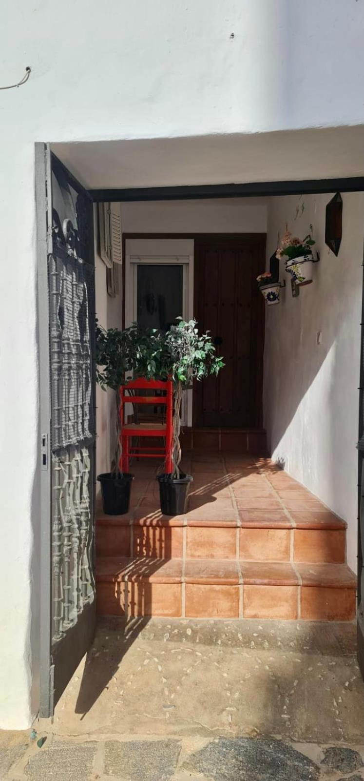 Cheerful one bedroom townhouse with patio Archez