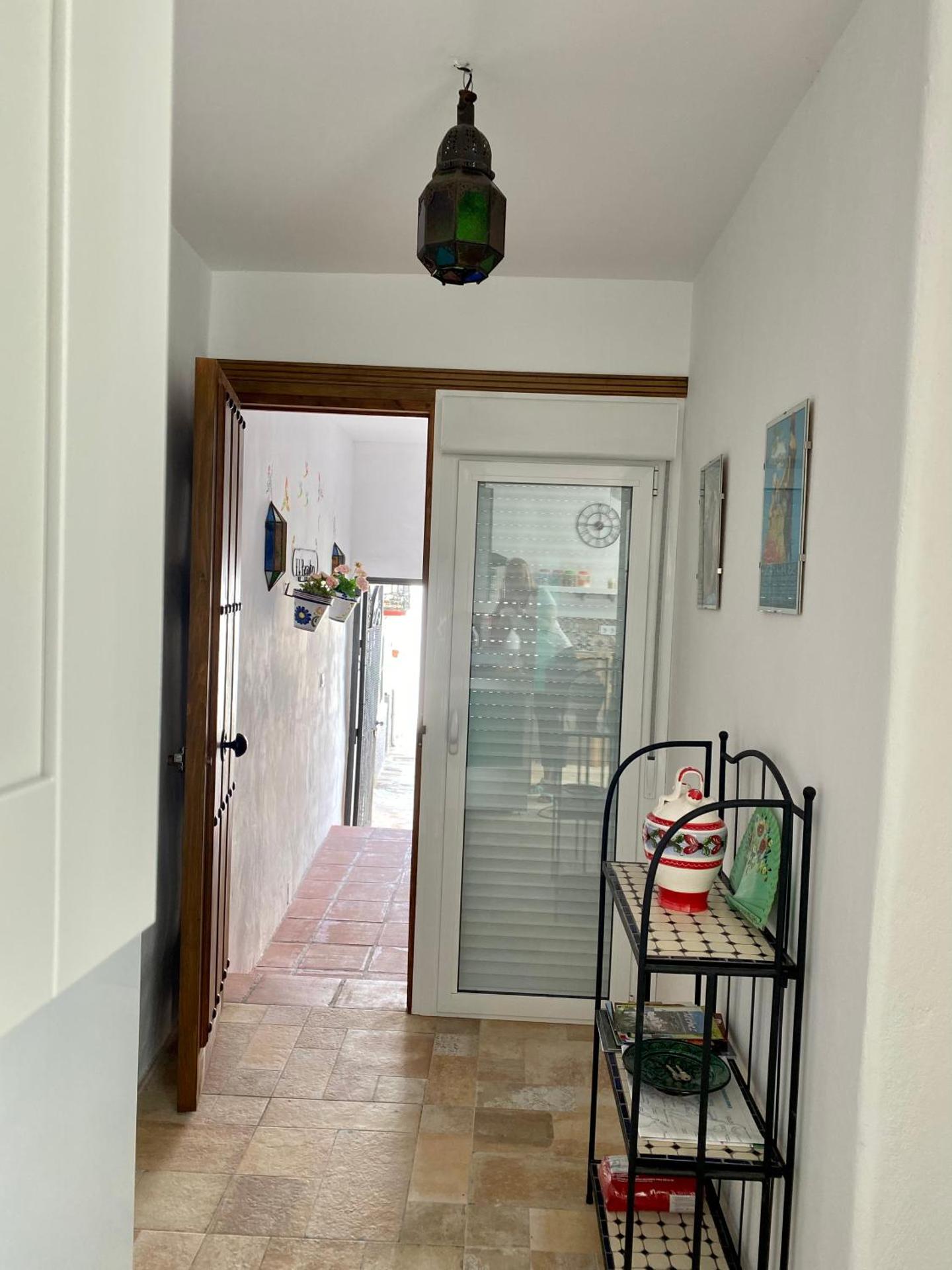 Cheerful one bedroom townhouse with patio Archez