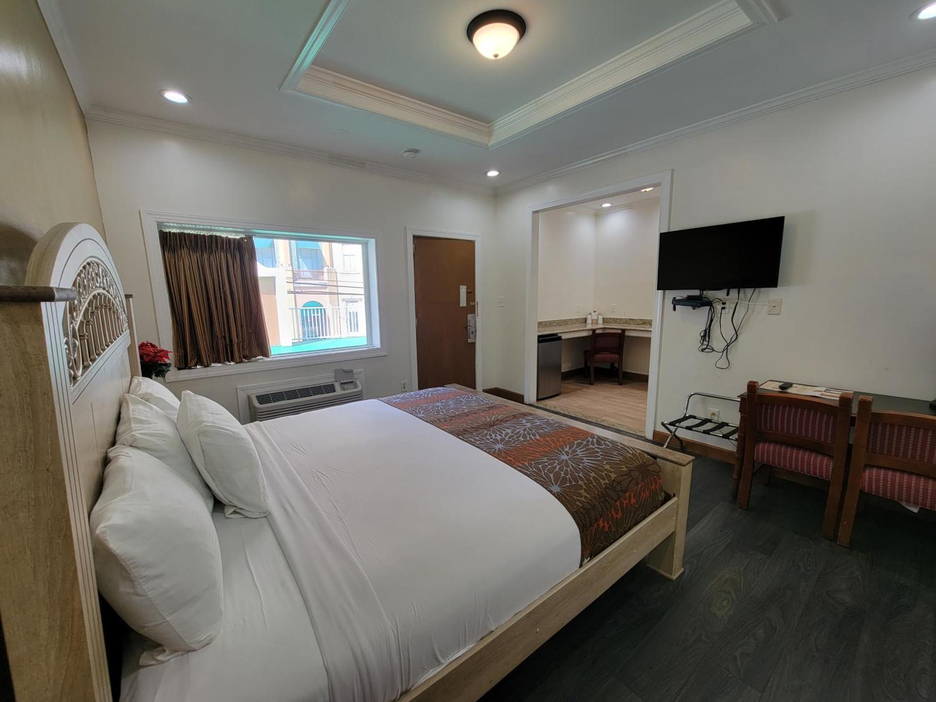 Photo of the whole room