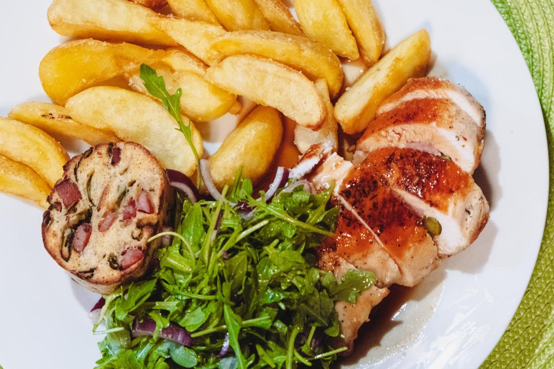 Restaurant/places to eat