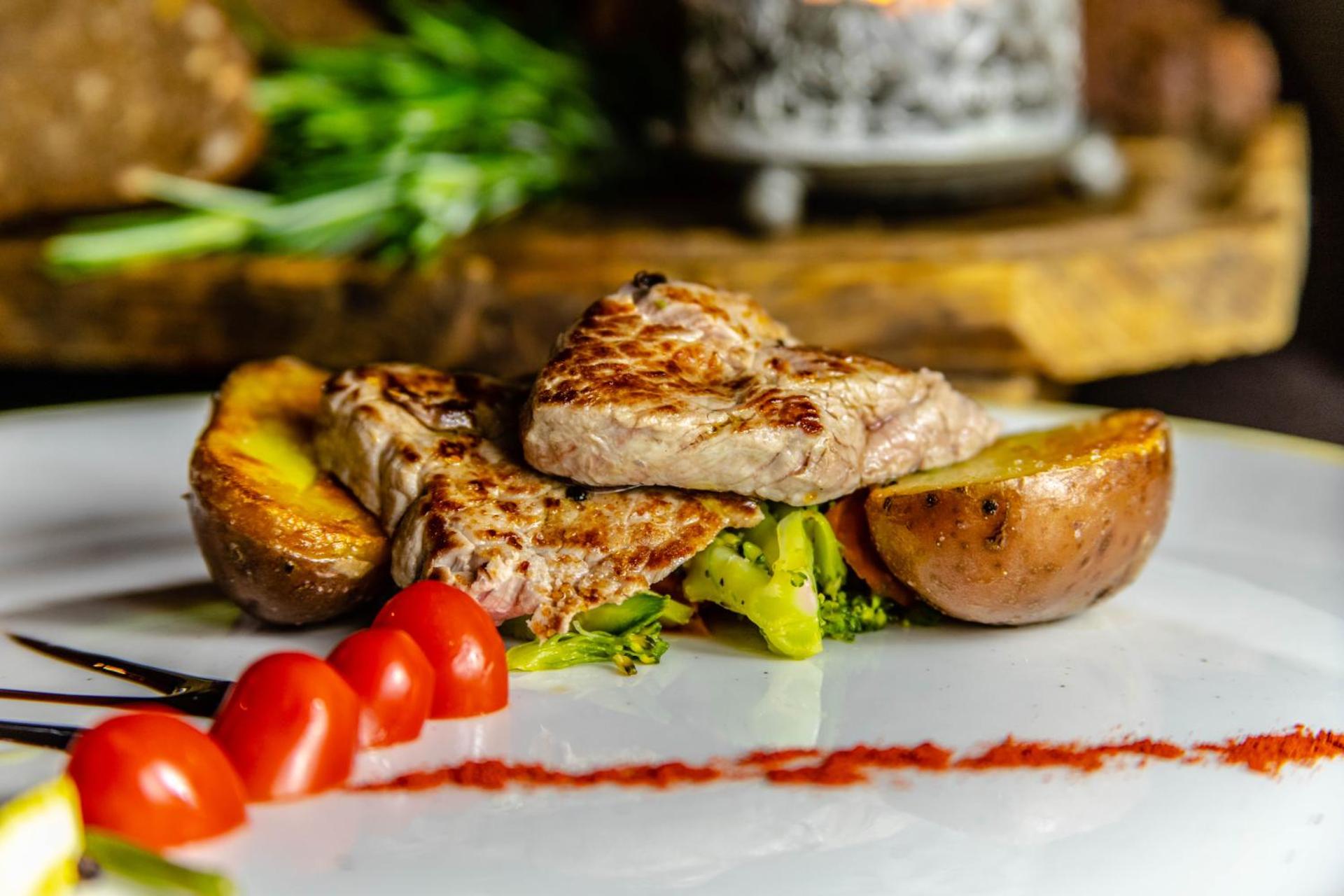 Restaurant/places to eat