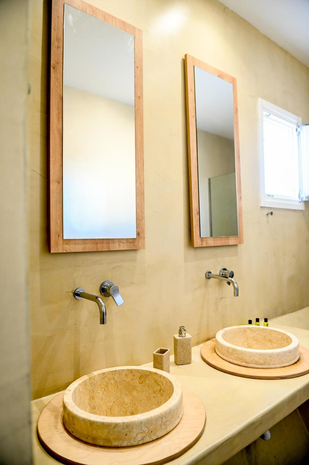 Residence by Georgia Studios