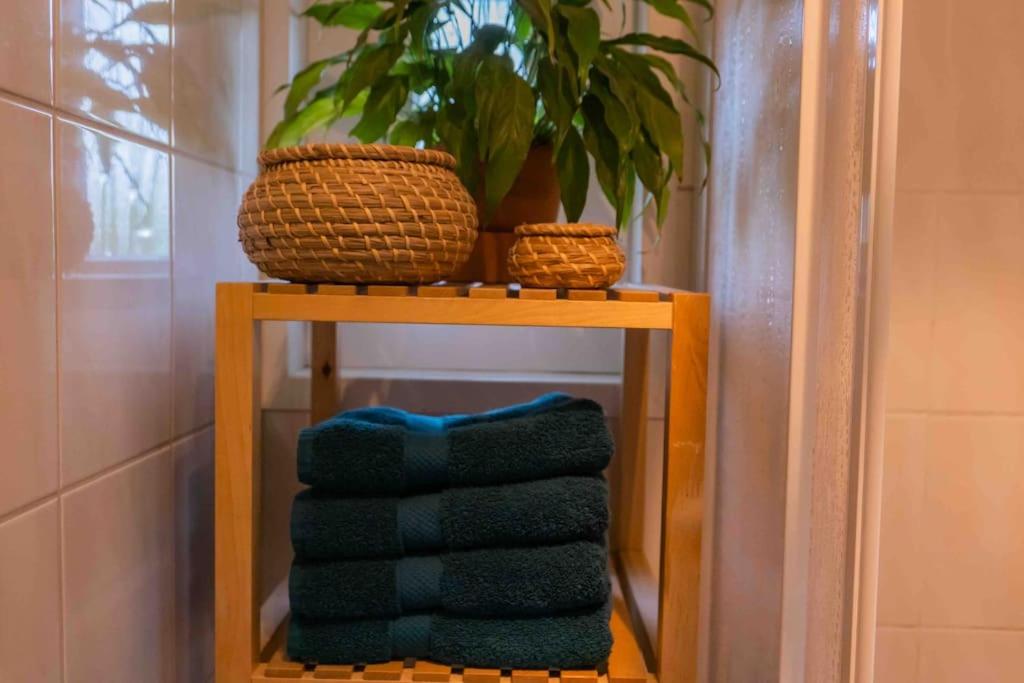 Het Verwende Nest met privé hottub & Barrel sauna